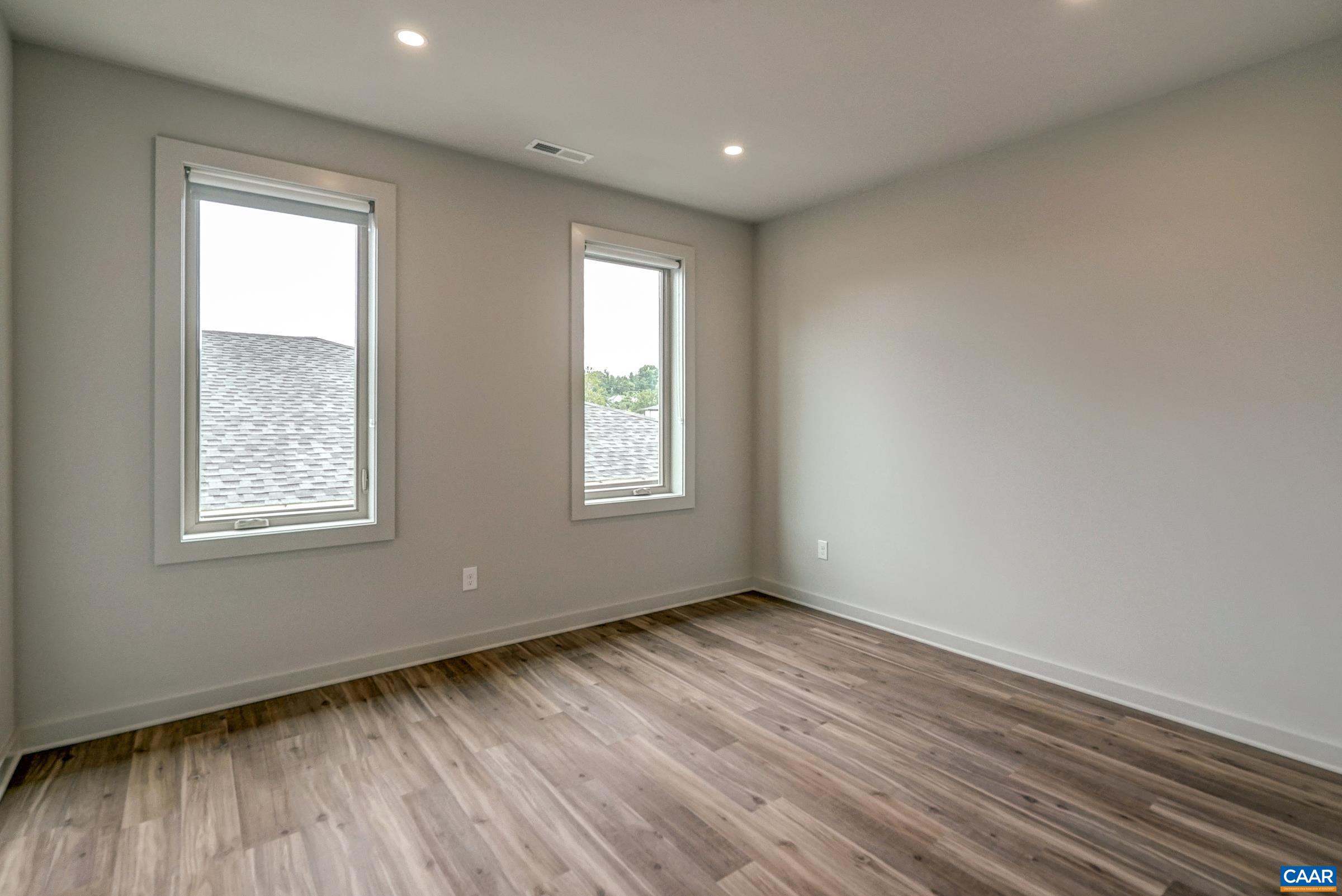 Lot 142 LOCHLYN HILL DR