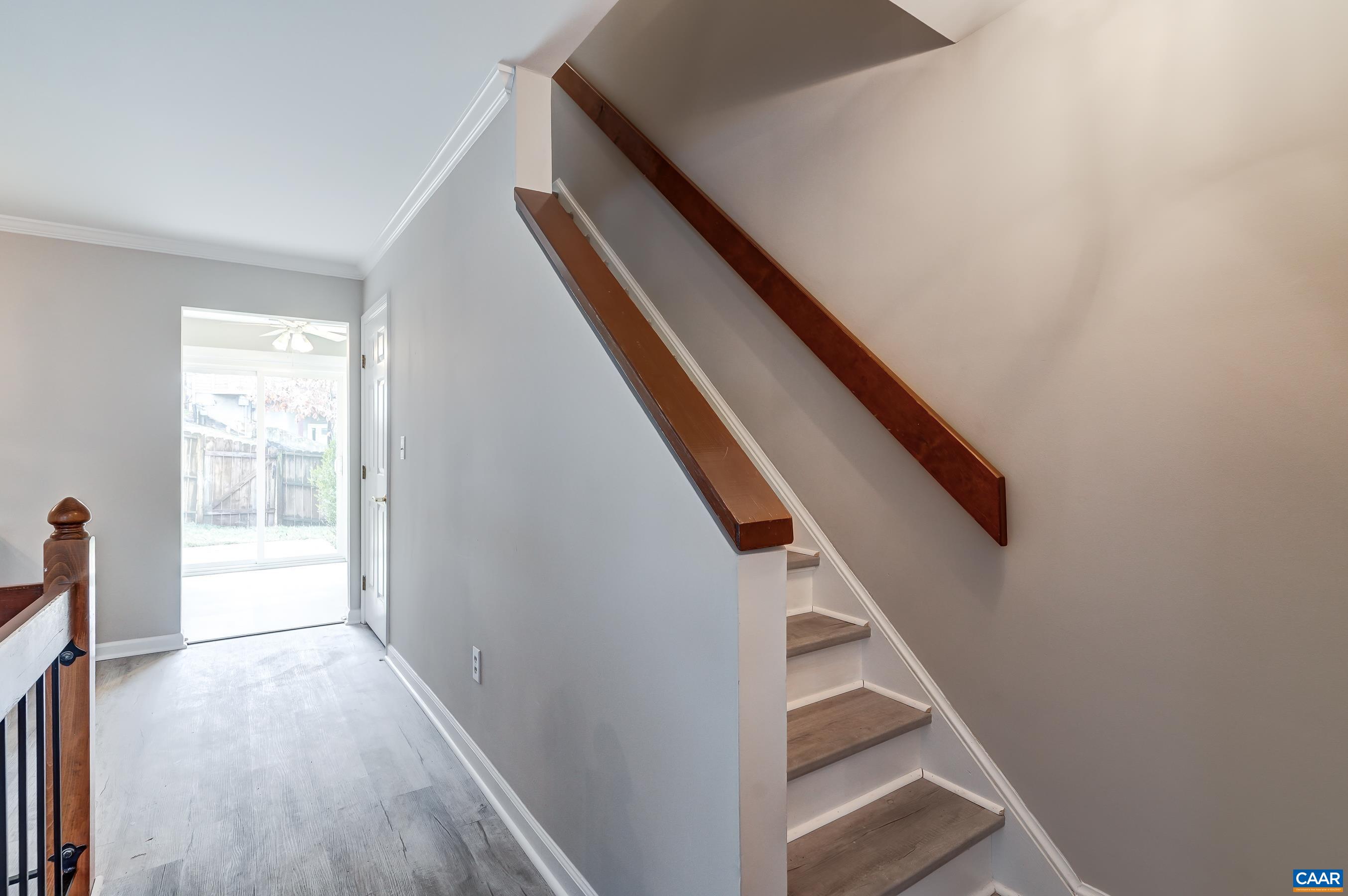 439 WYNRIDGE DR