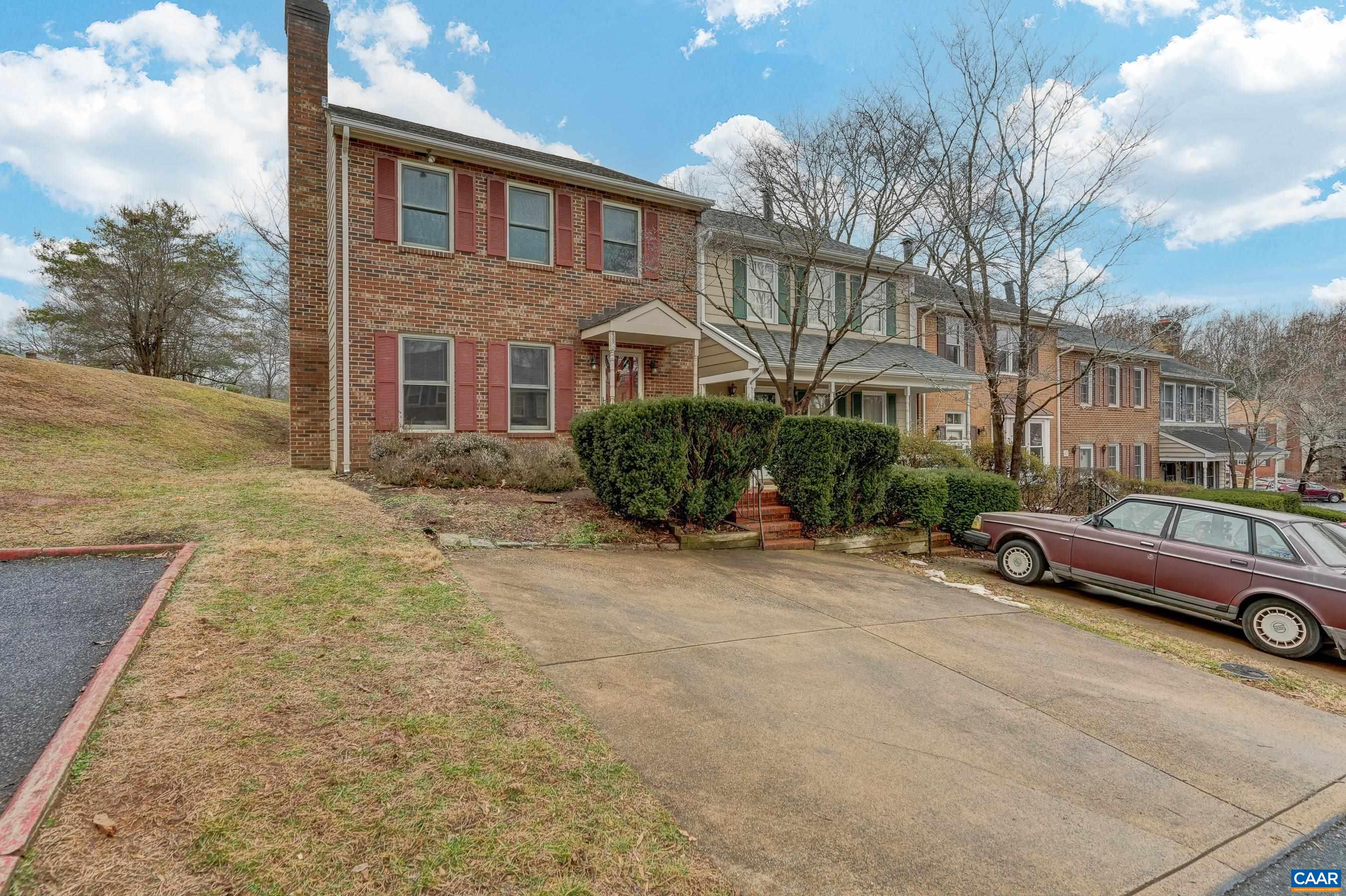 439 WYNRIDGE DR