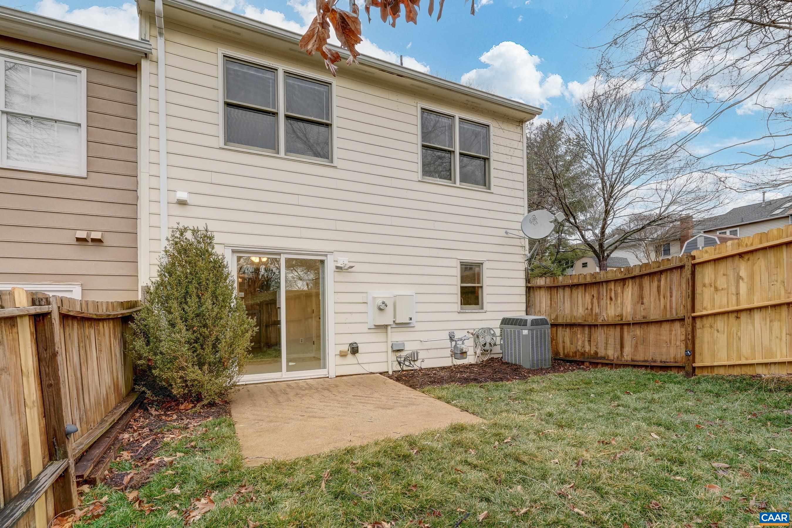 439 WYNRIDGE DR