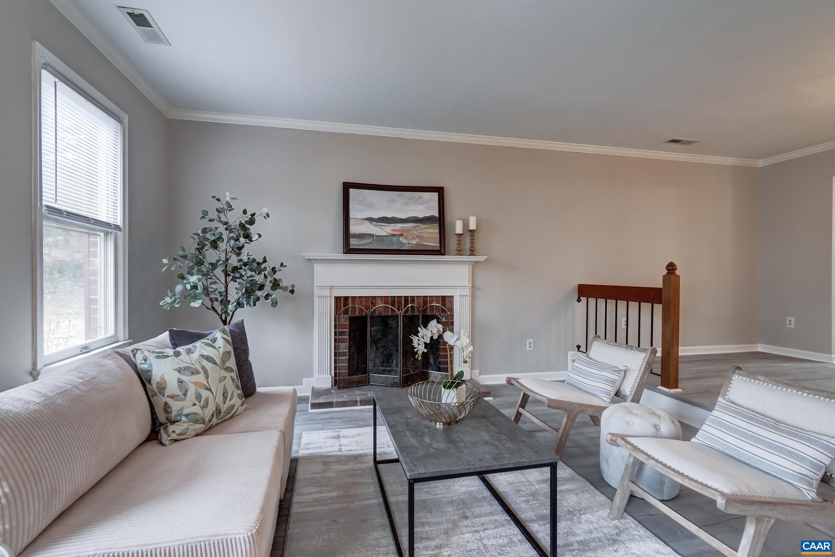 439 WYNRIDGE DR