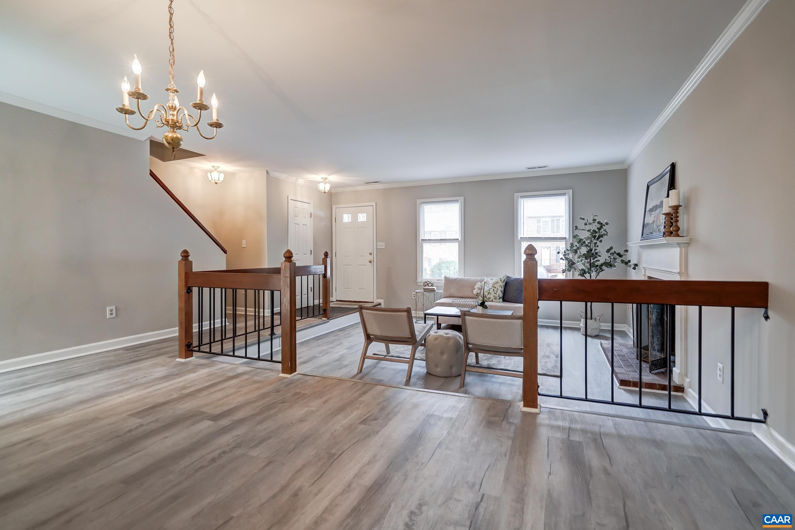 439 WYNRIDGE DR