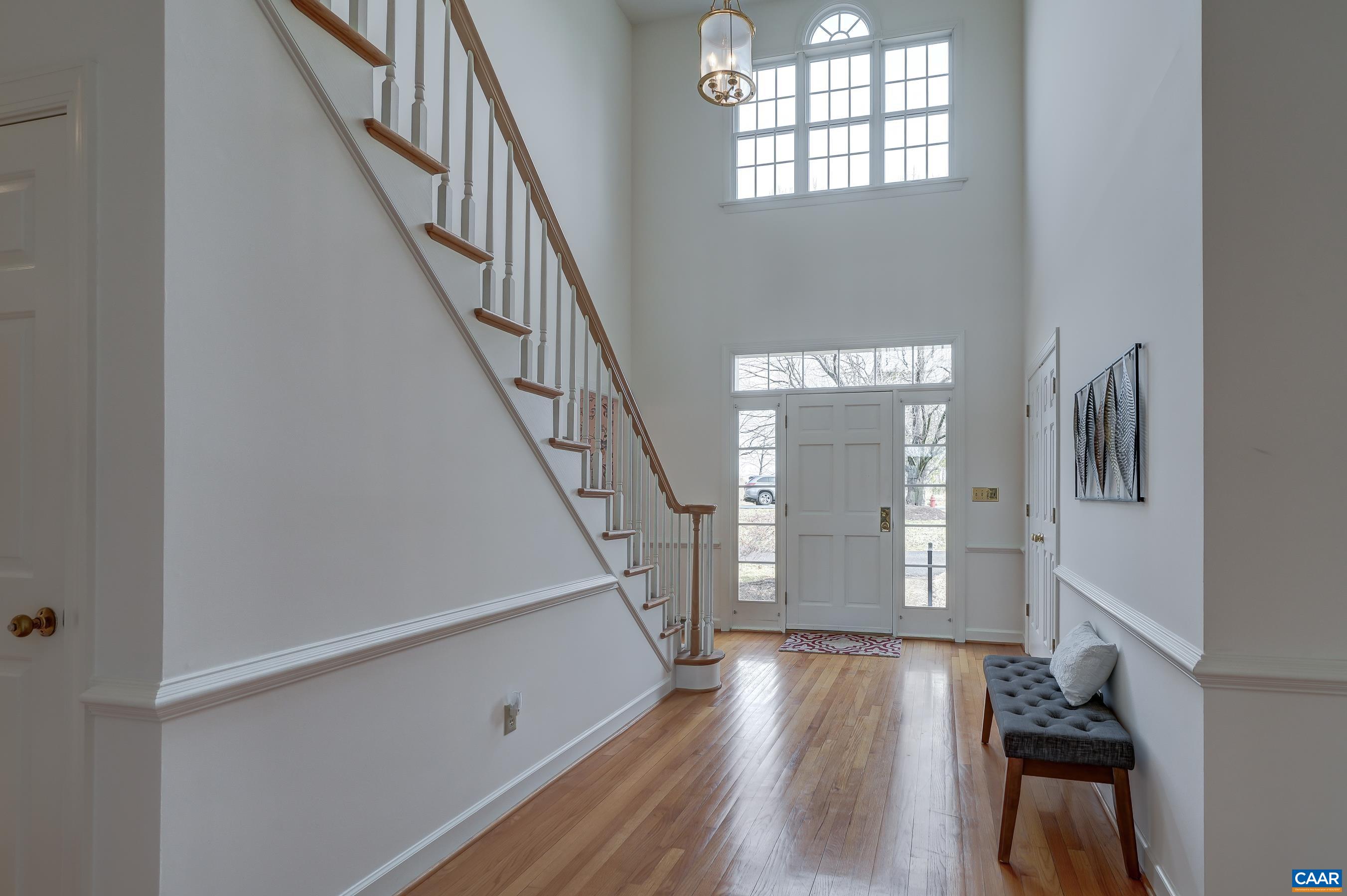 1480 STABLE LN