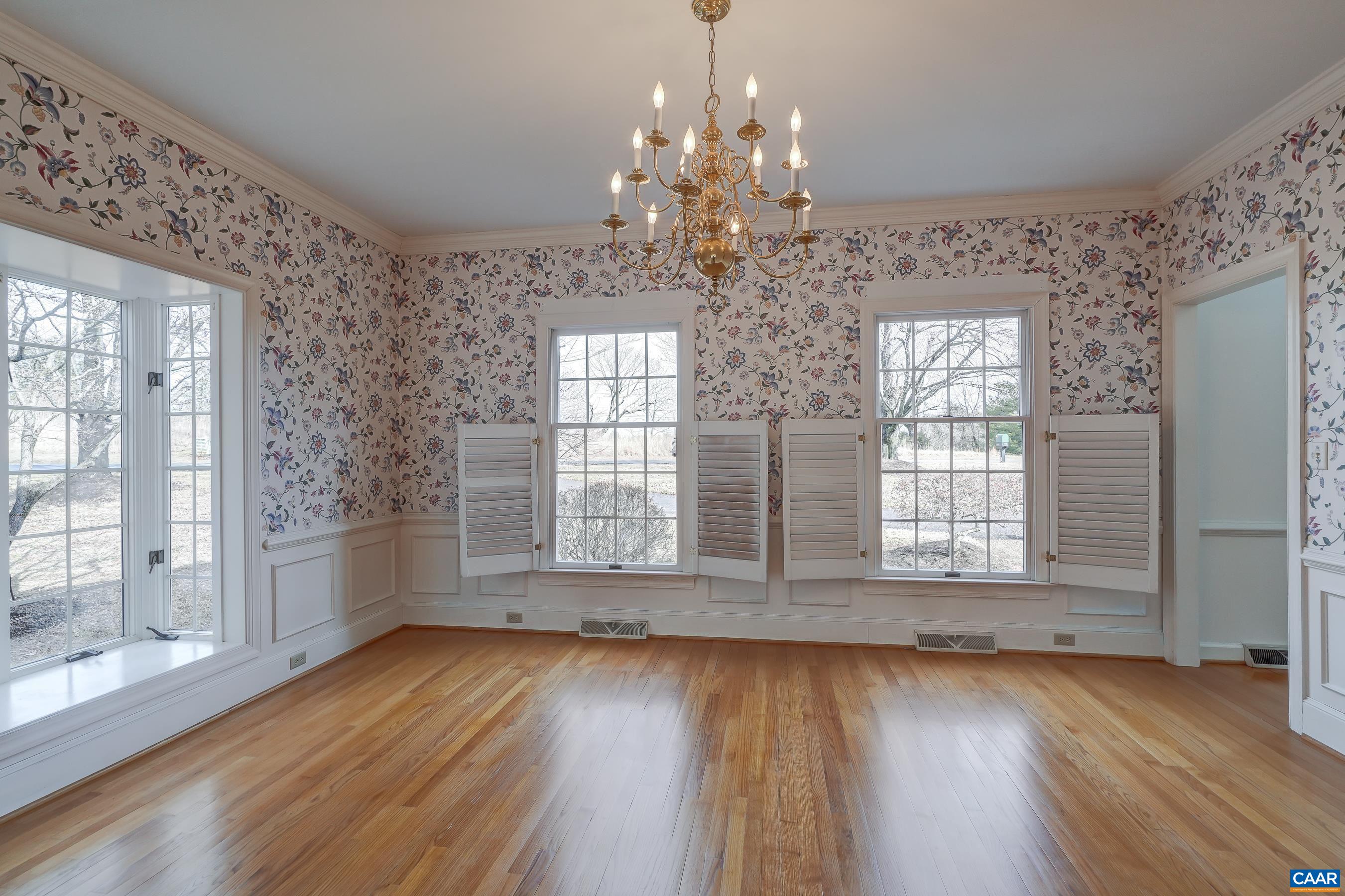 1480 STABLE LN