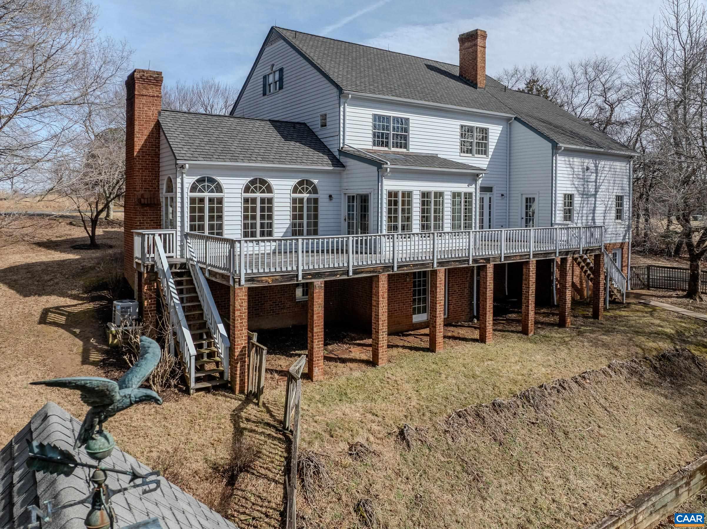 1480 STABLE LN