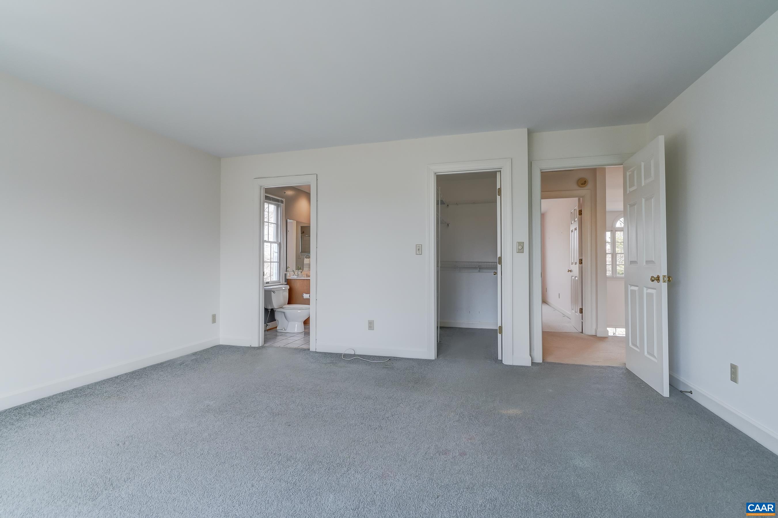 1480 STABLE LN