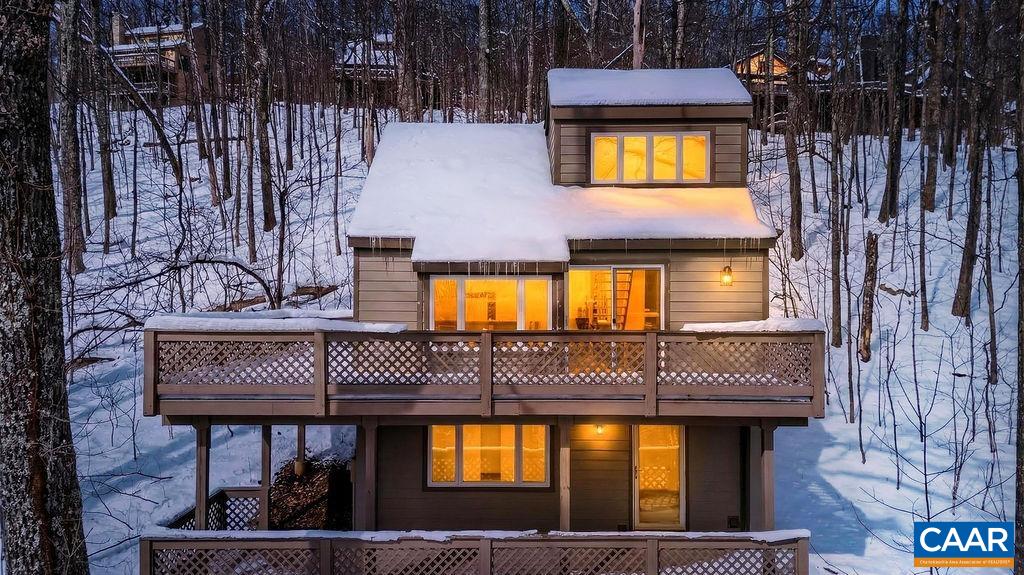 38 FIRTREE DR