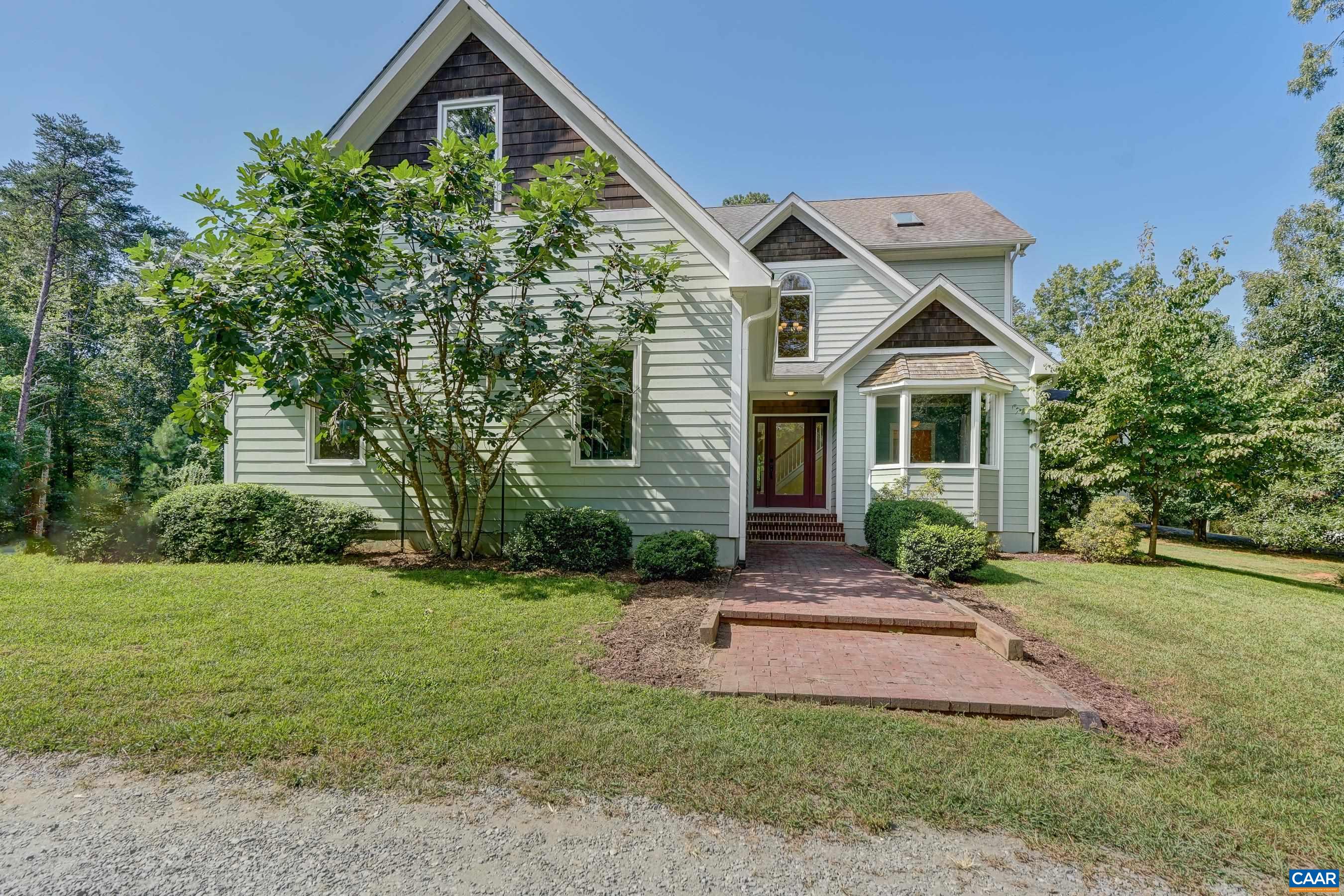 140 LYNX FARM LN