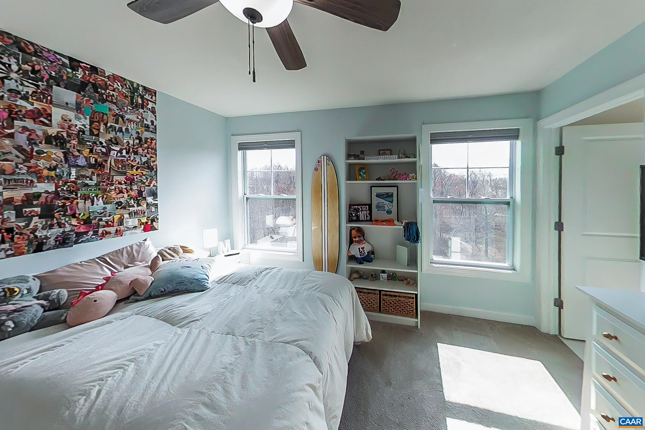 330 BISHOPGATE LN