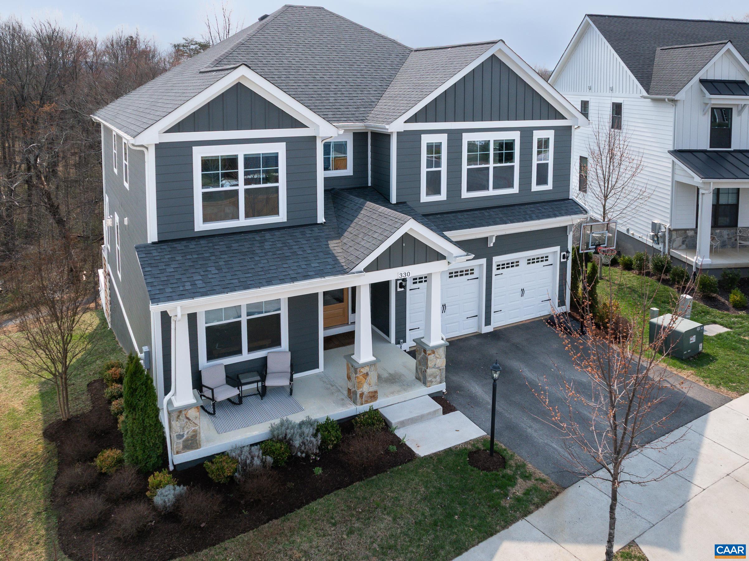 330 BISHOPGATE LN