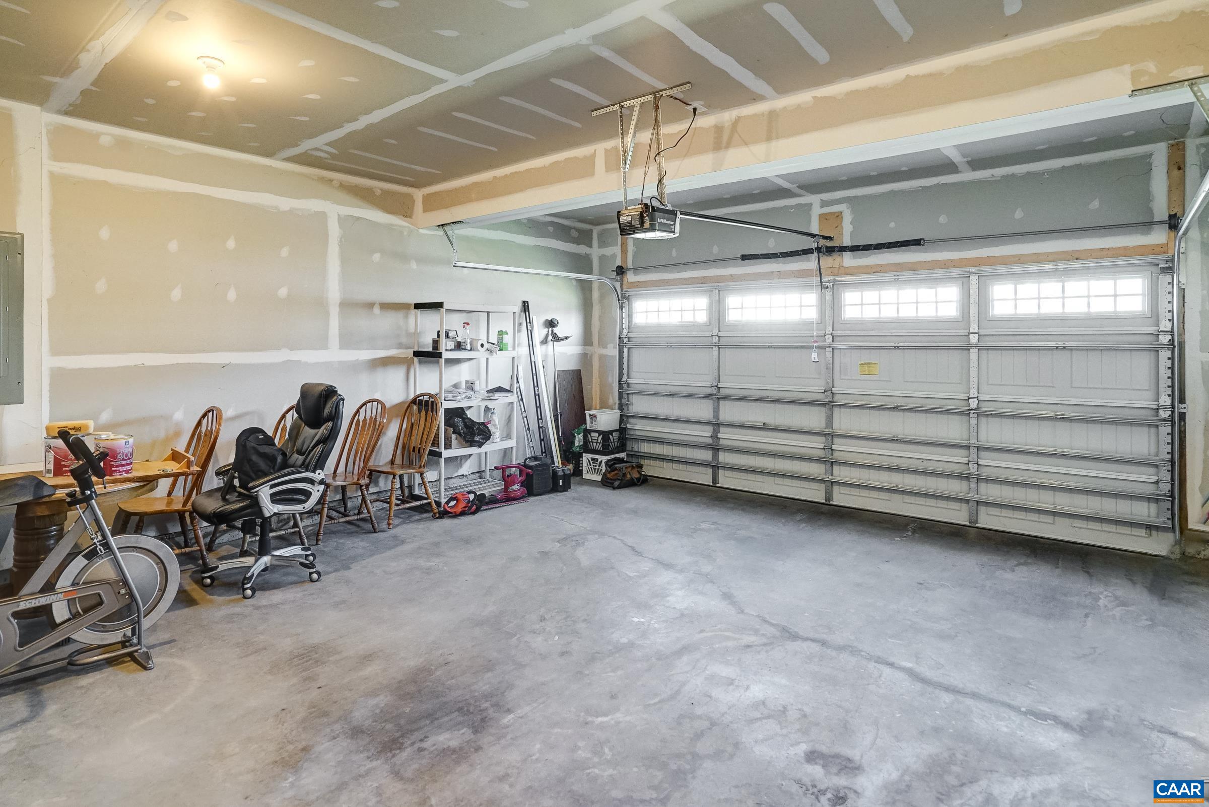 127 ISLAND HILL RD