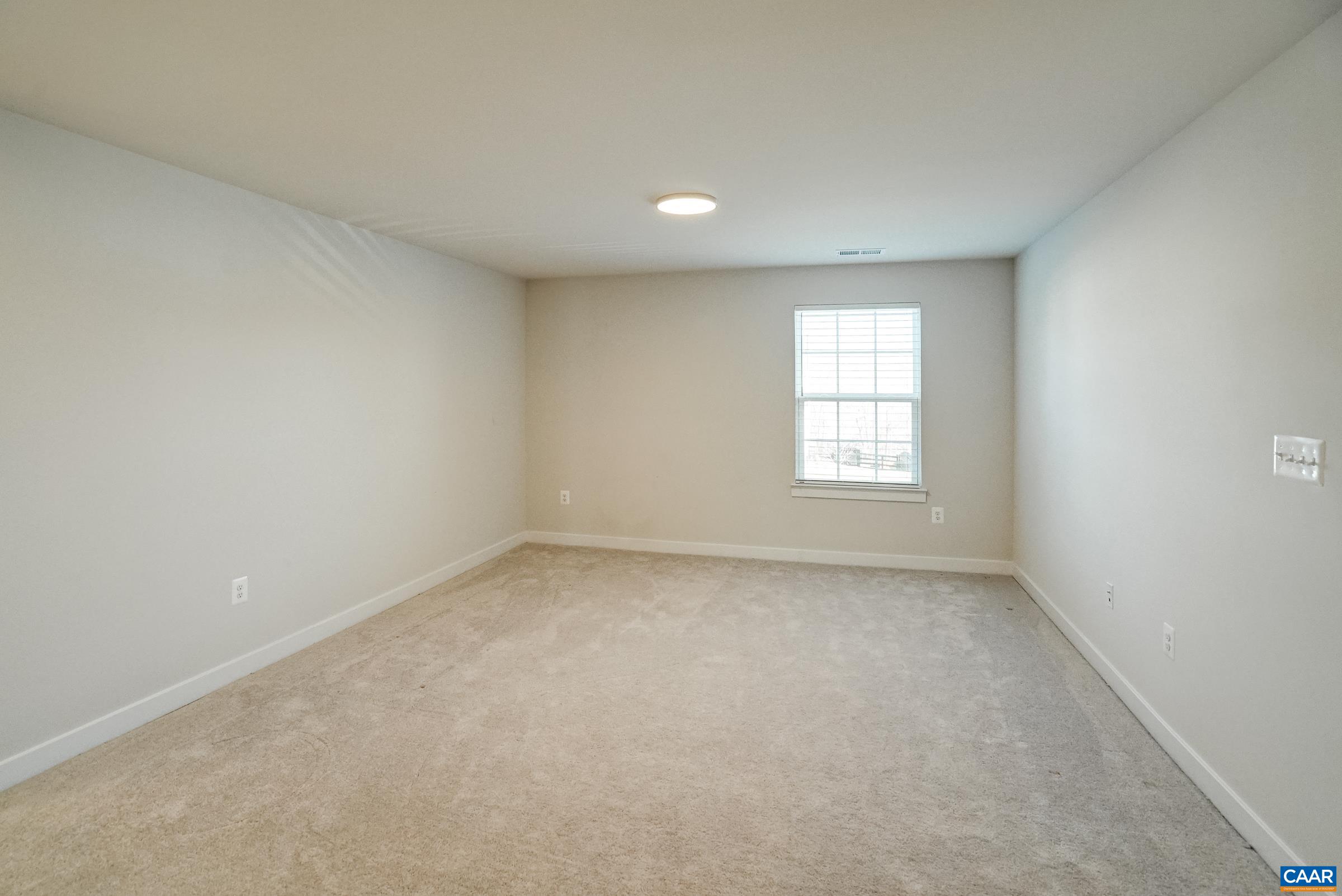 127 ISLAND HILL RD