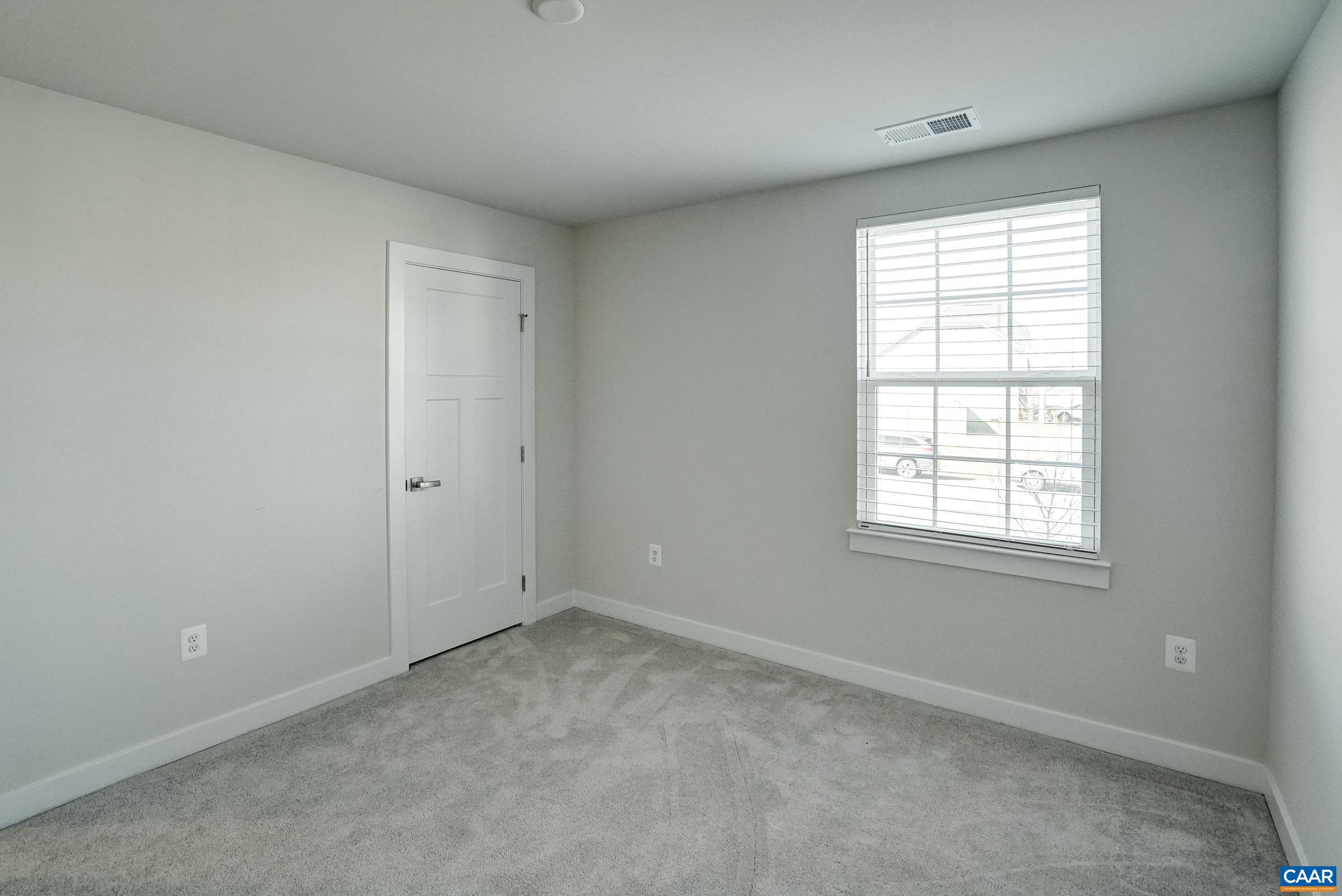 127 ISLAND HILL RD