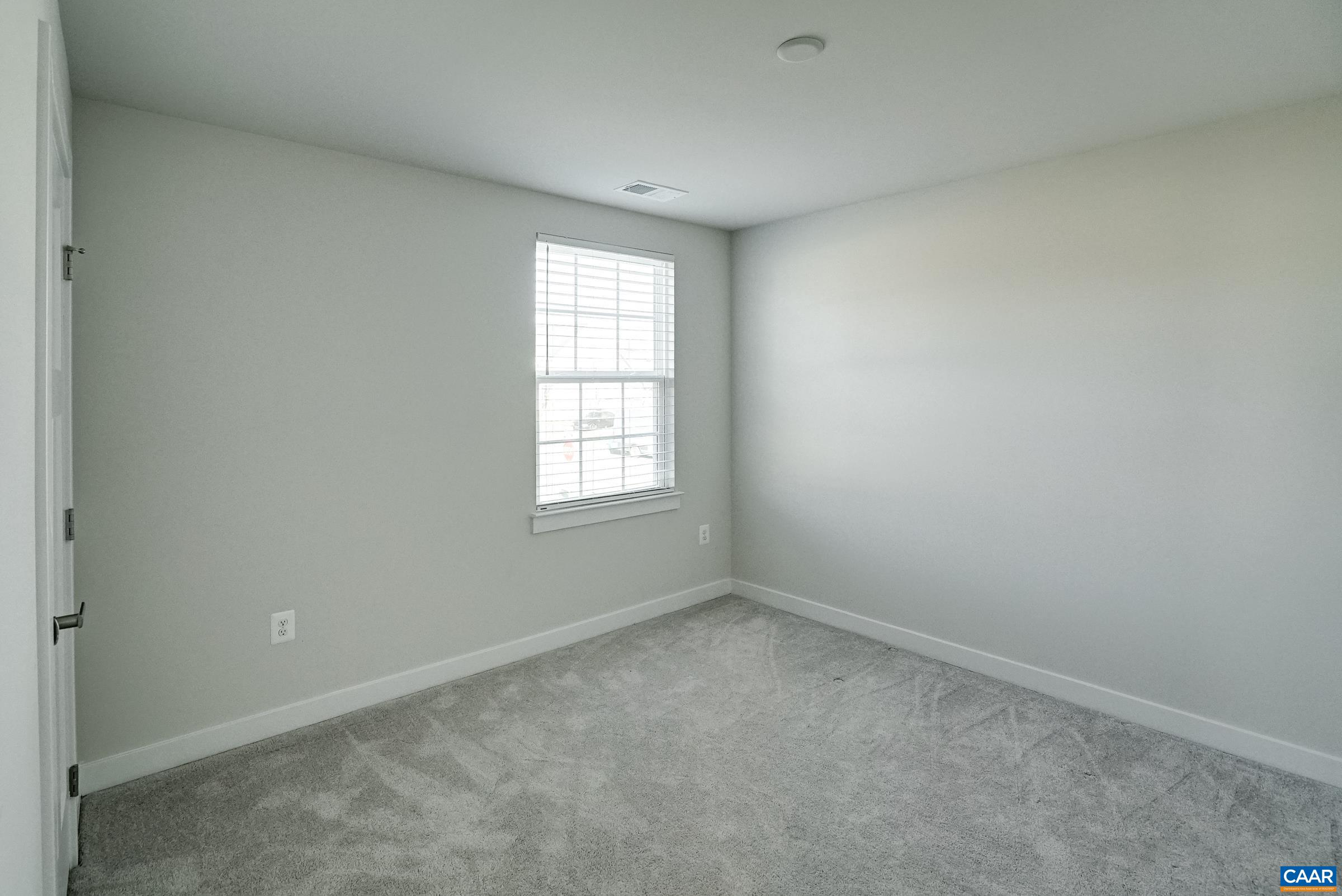127 ISLAND HILL RD