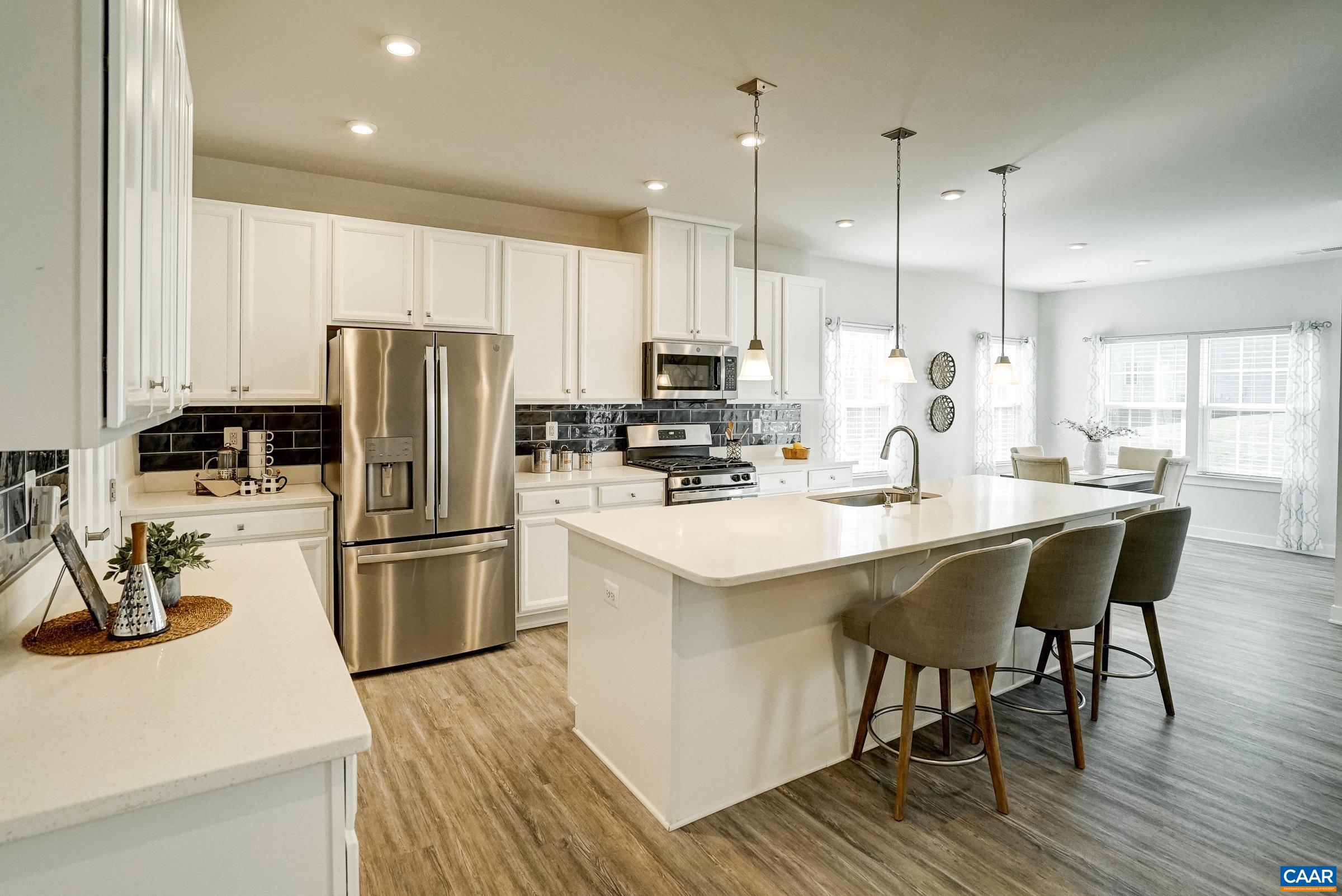 127 ISLAND HILL RD