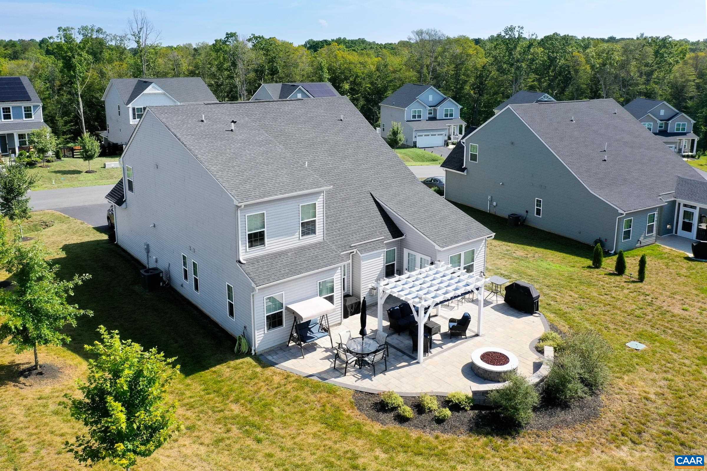 127 ISLAND HILL RD