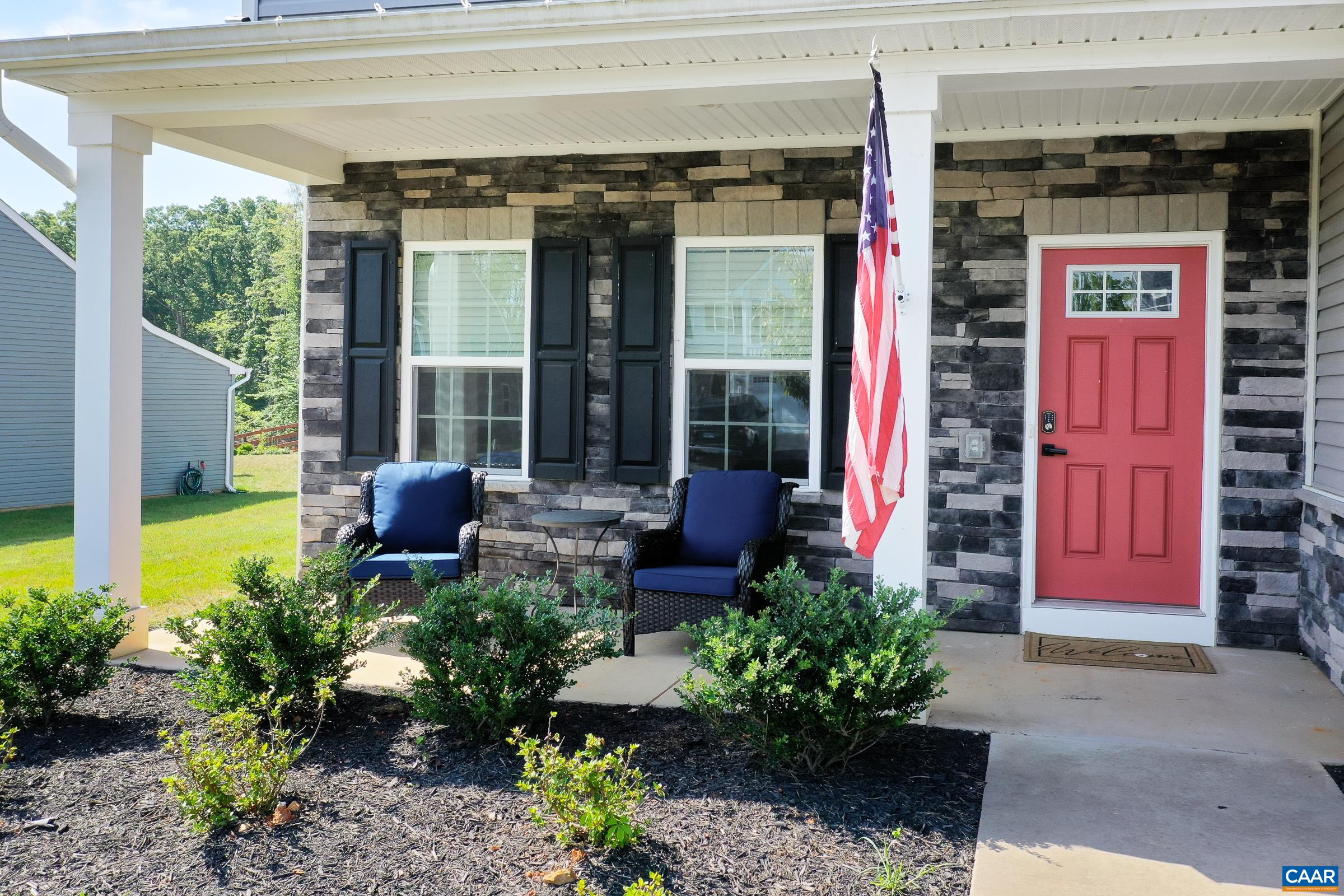 127 ISLAND HILL RD