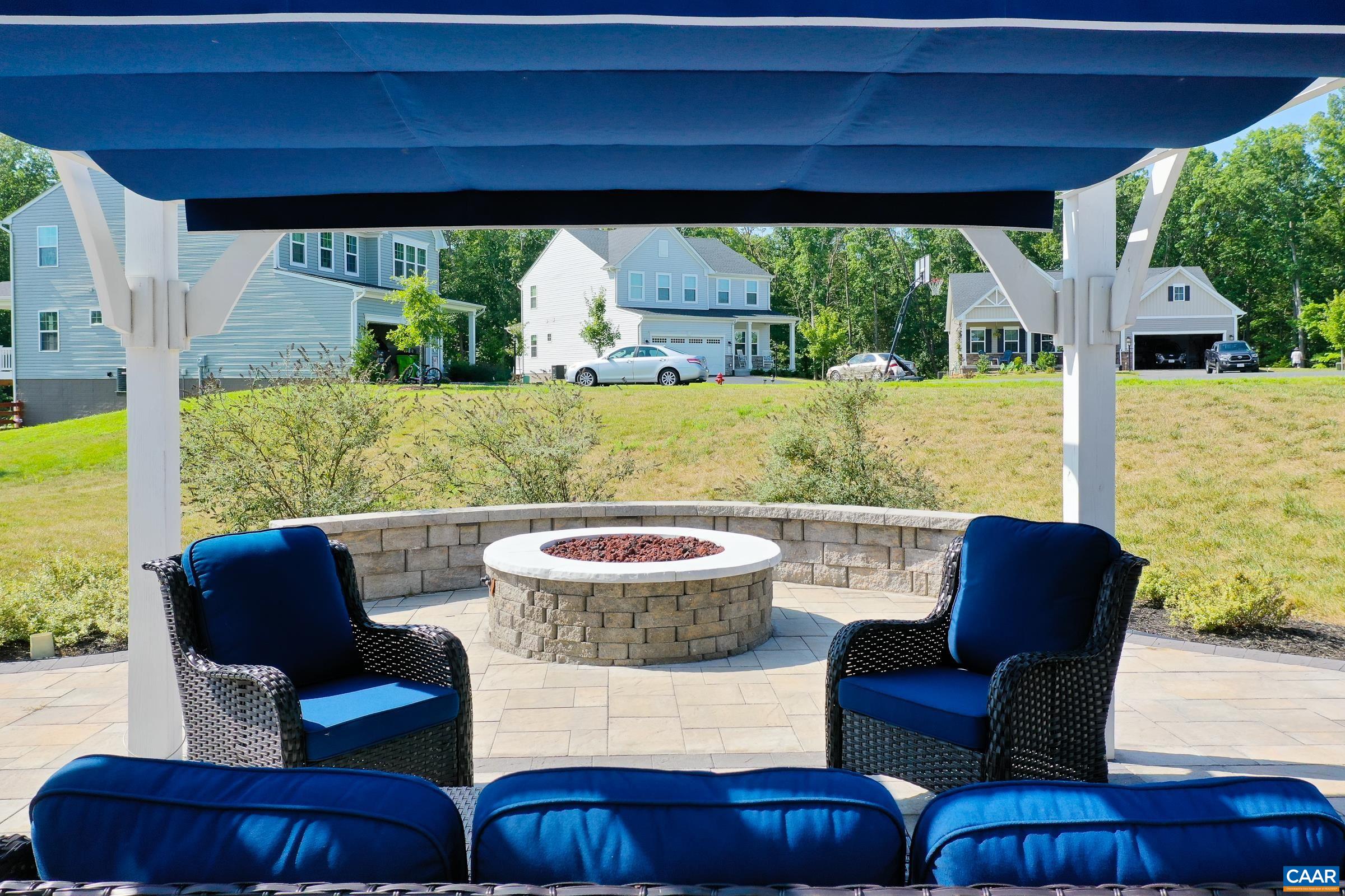 127 ISLAND HILL RD