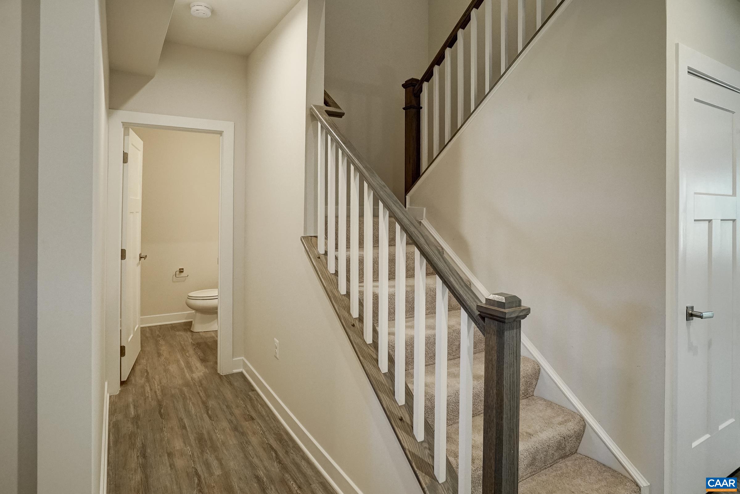 127 ISLAND HILL RD
