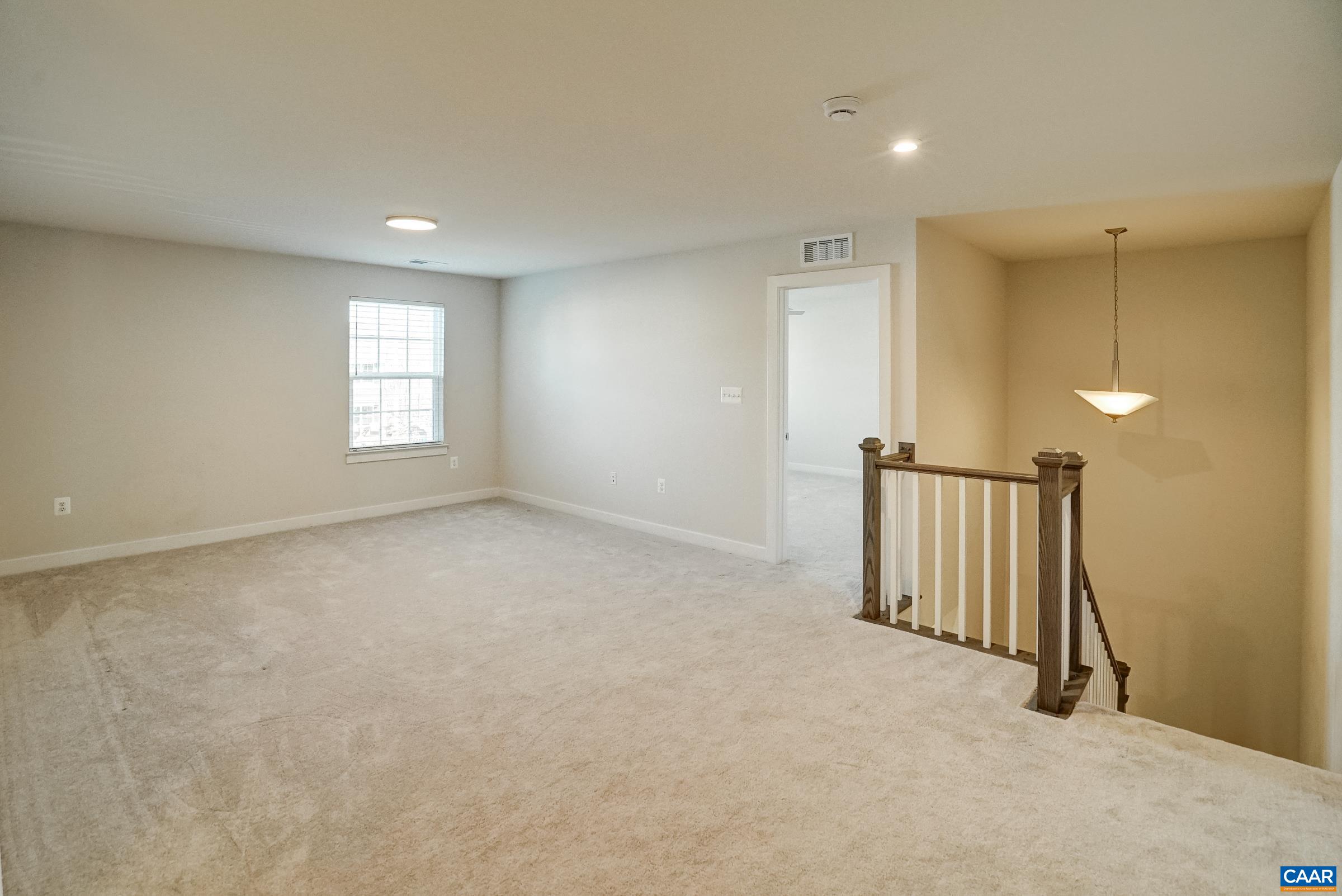 127 ISLAND HILL RD