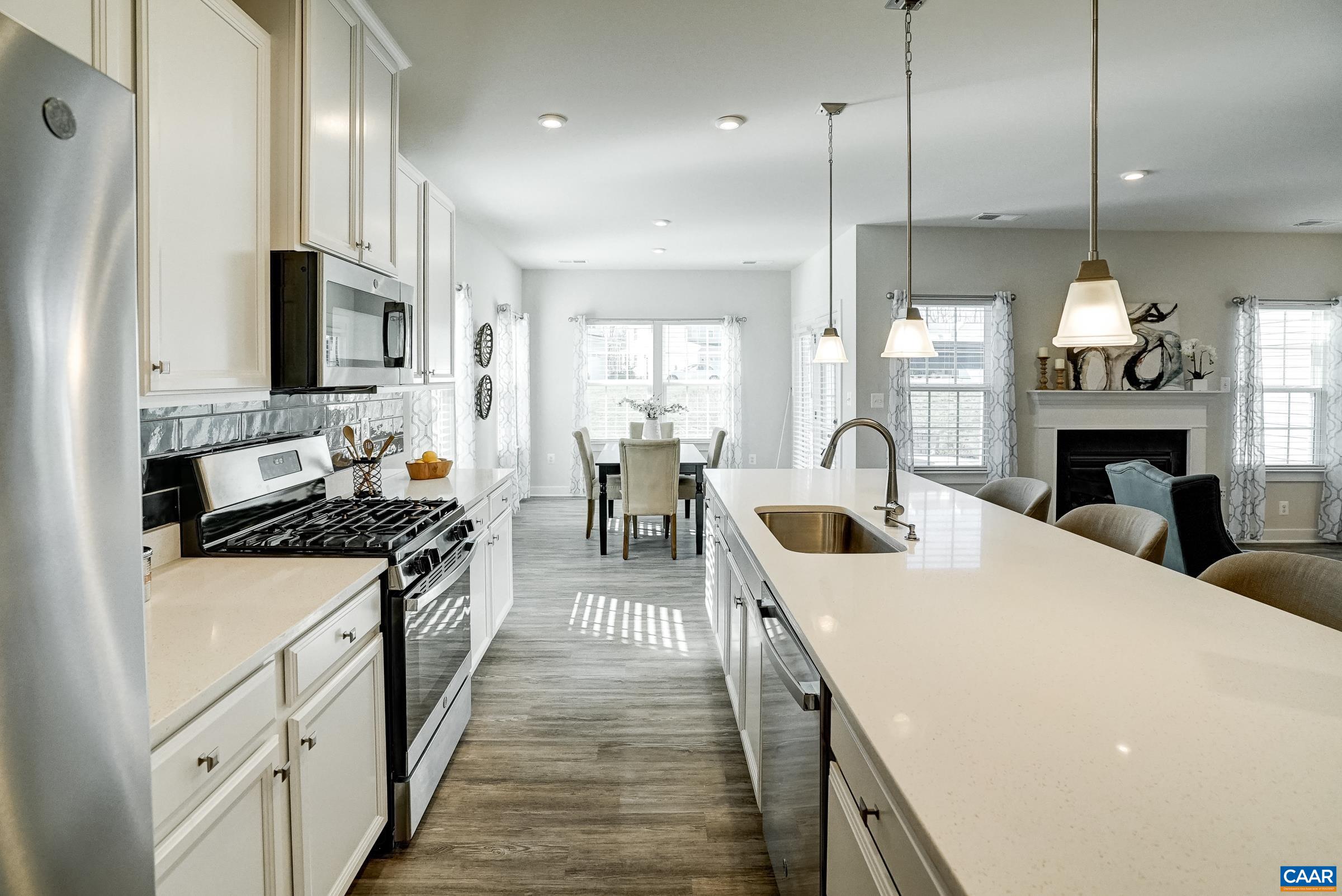 127 ISLAND HILL RD