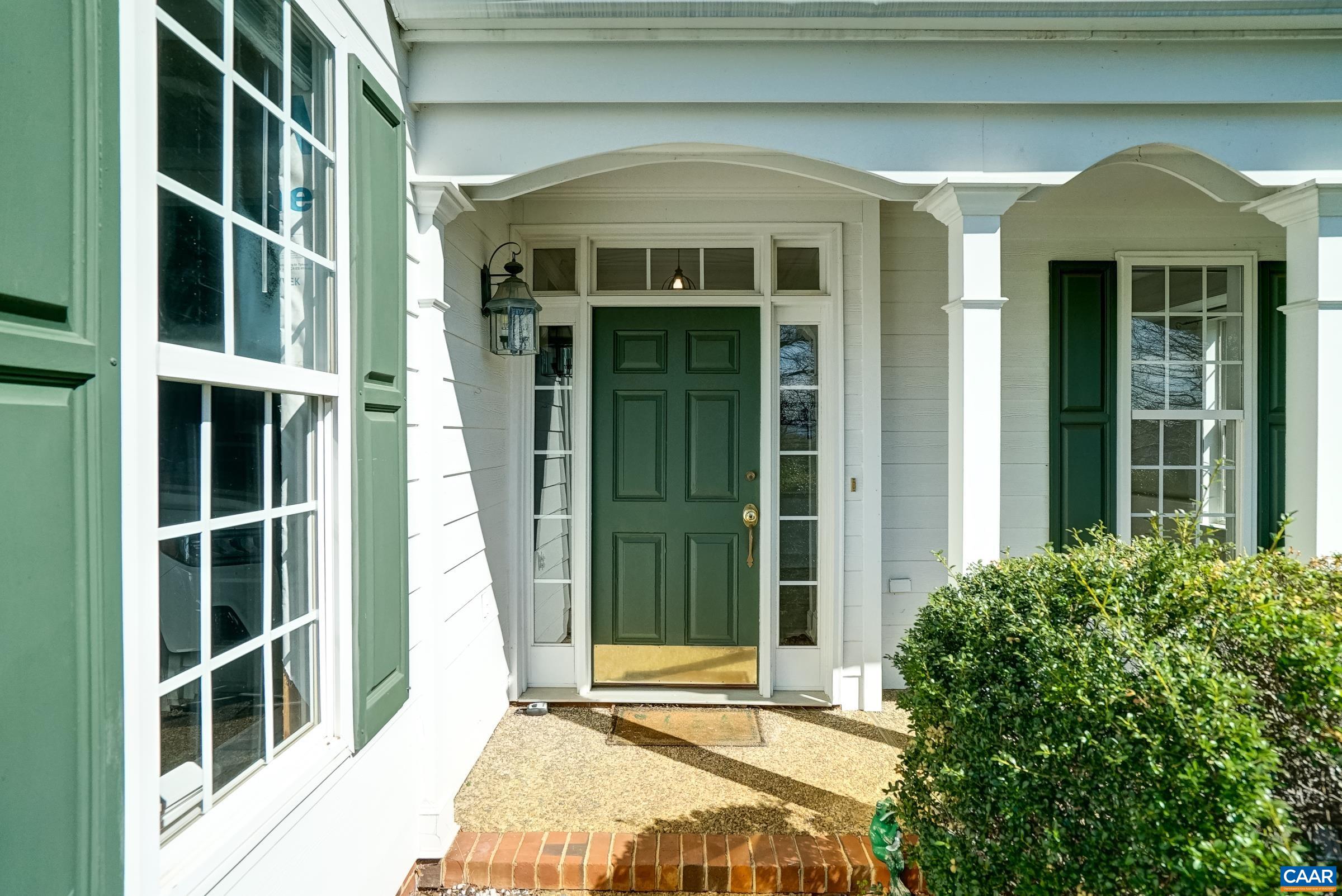 145 GRAYROCK DR