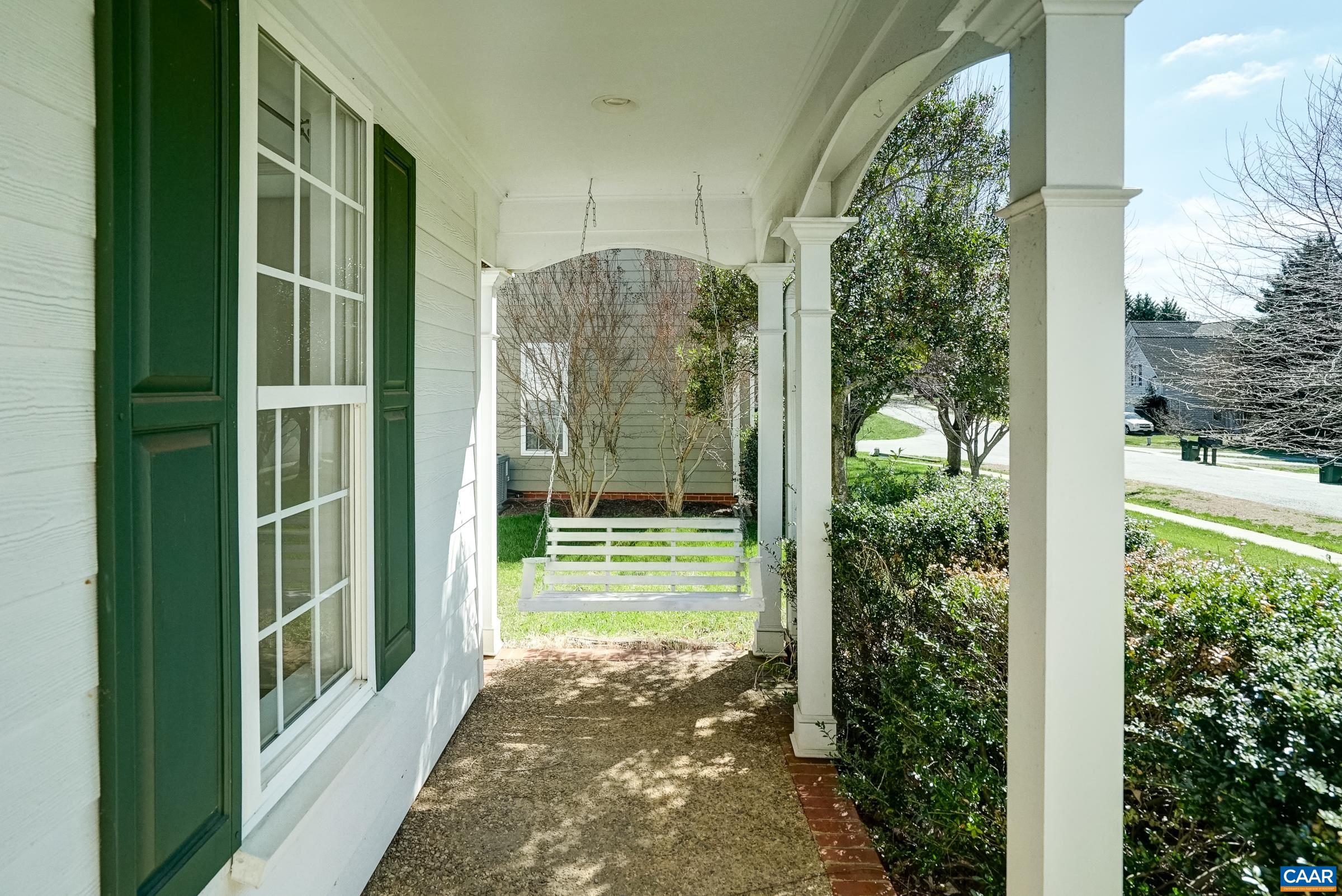 145 GRAYROCK DR