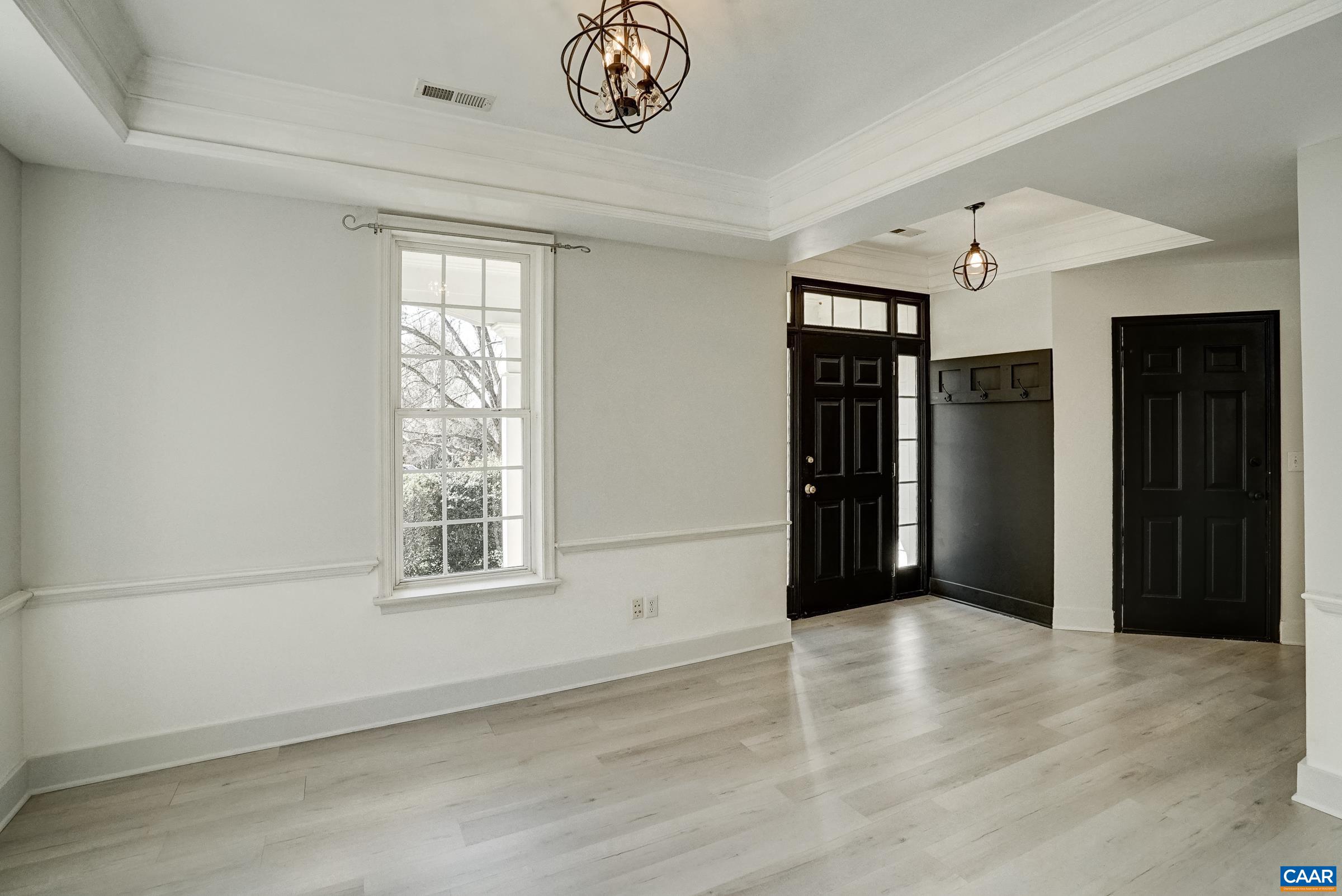 145 GRAYROCK DR