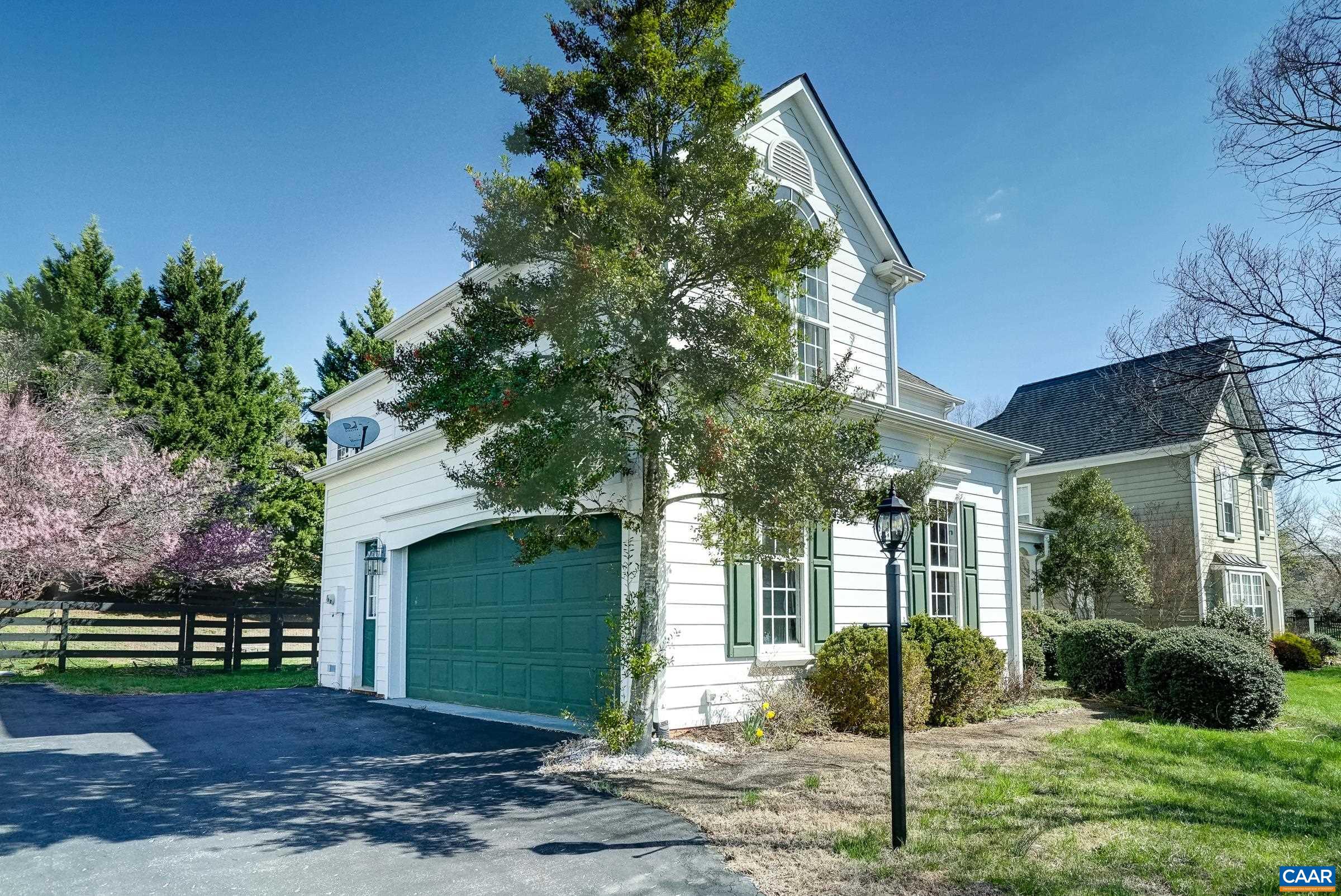 145 GRAYROCK DR