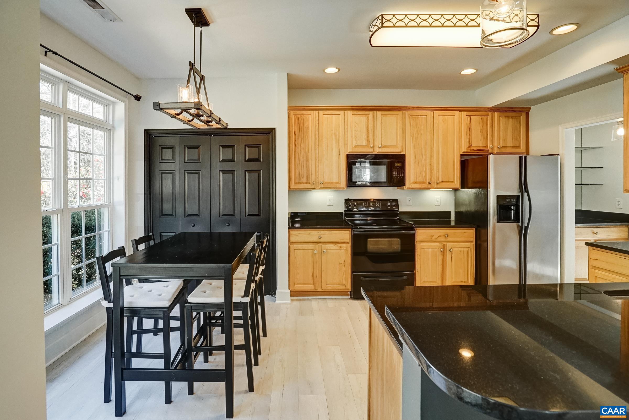 145 GRAYROCK DR