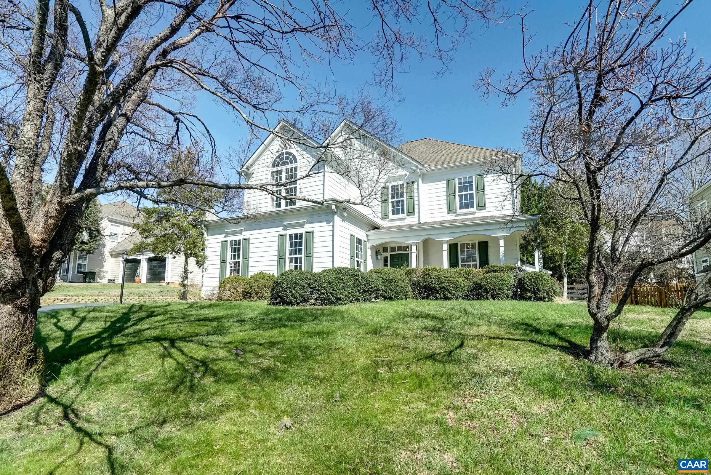 145 GRAYROCK DR