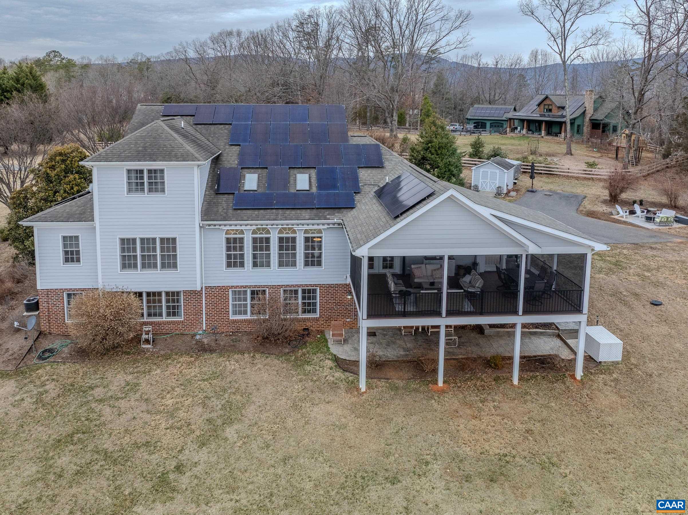 445 BURCHS CREEK RD