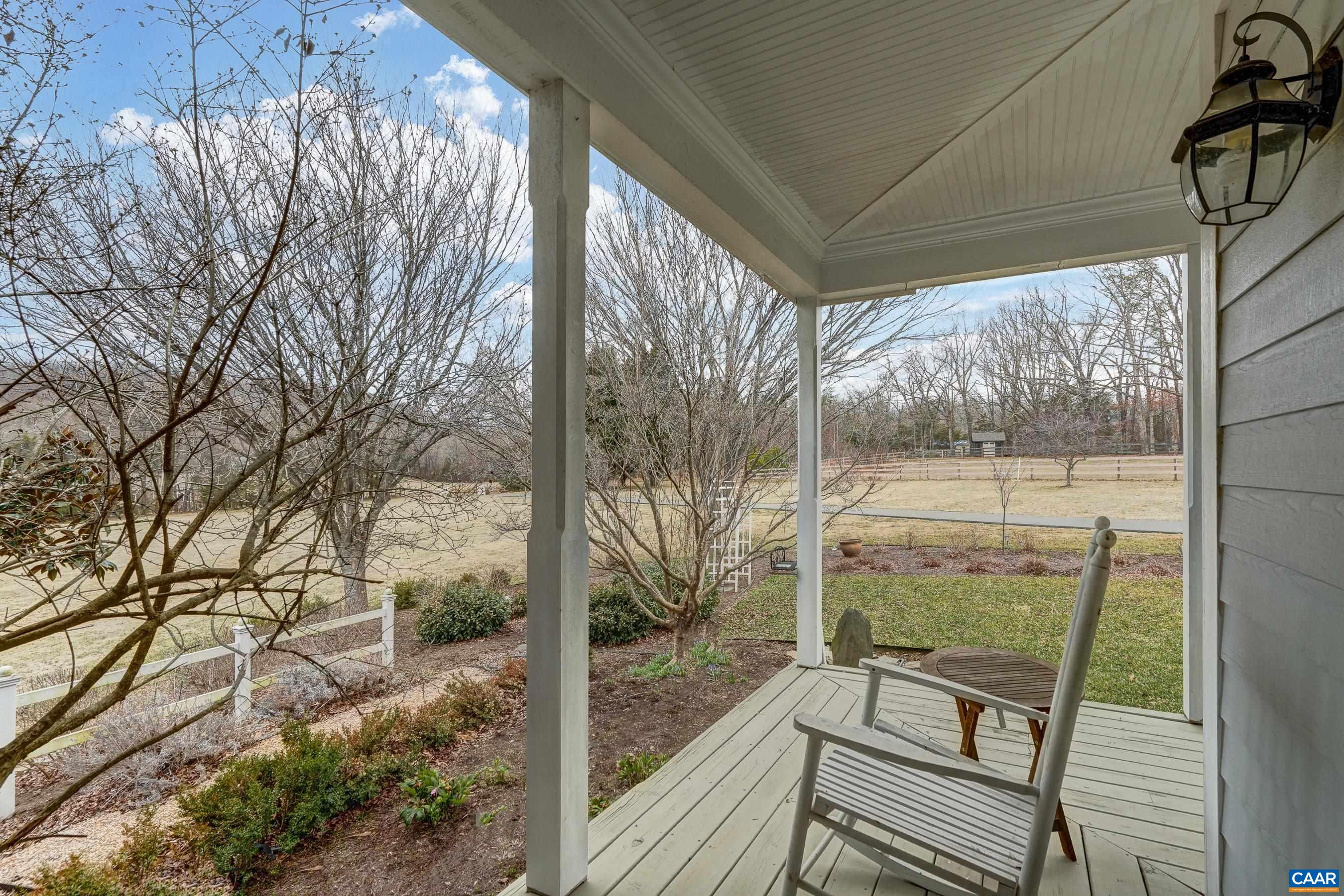 445 BURCHS CREEK RD