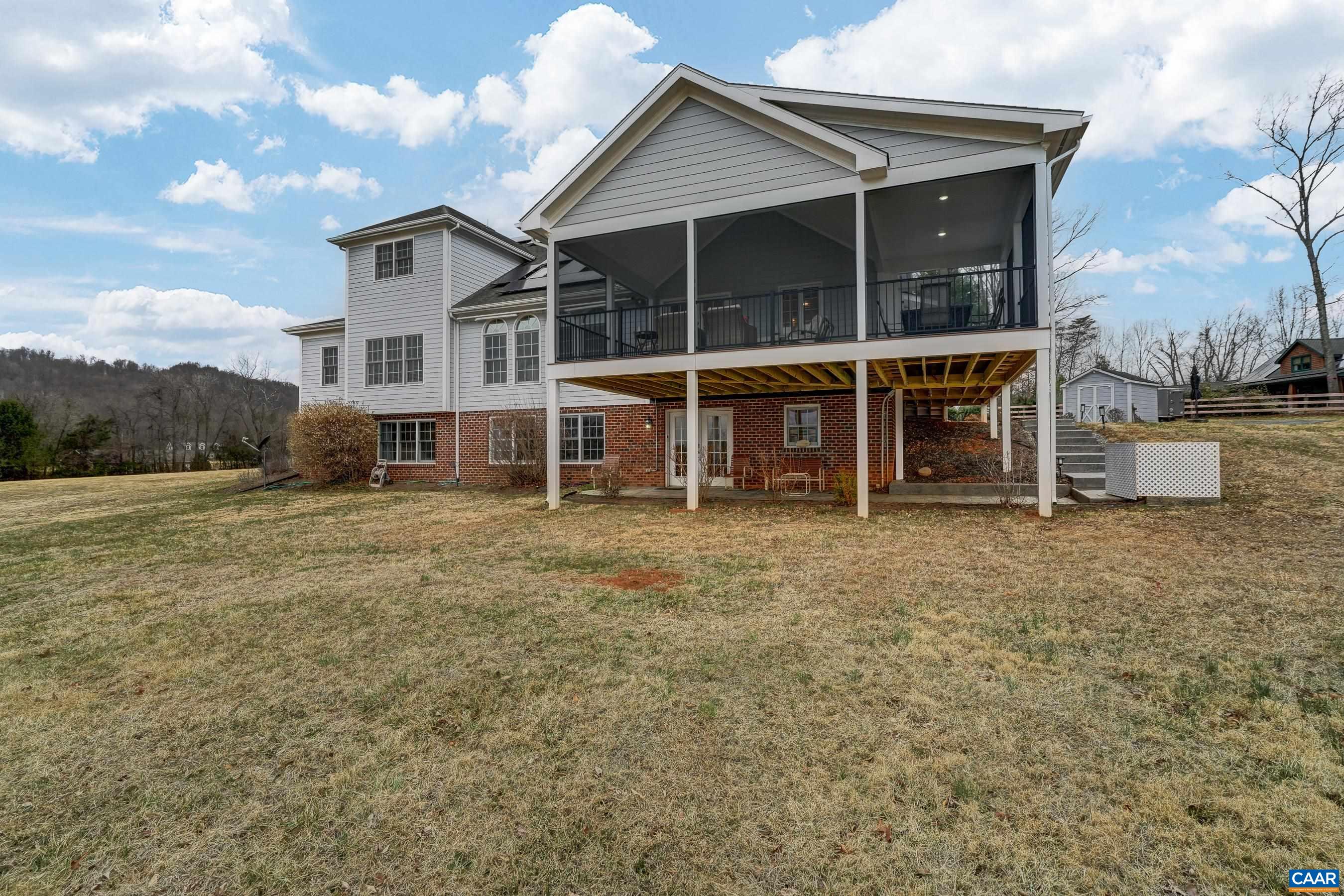 445 BURCHS CREEK RD