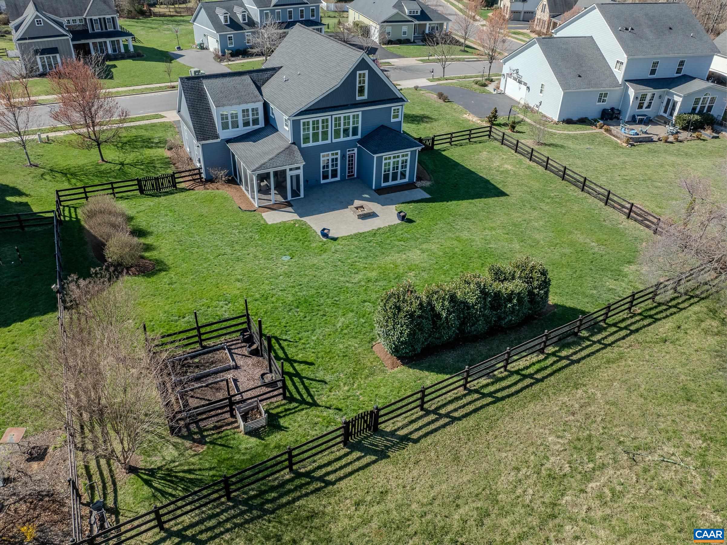 7659 BIRCHWOOD HILL RD