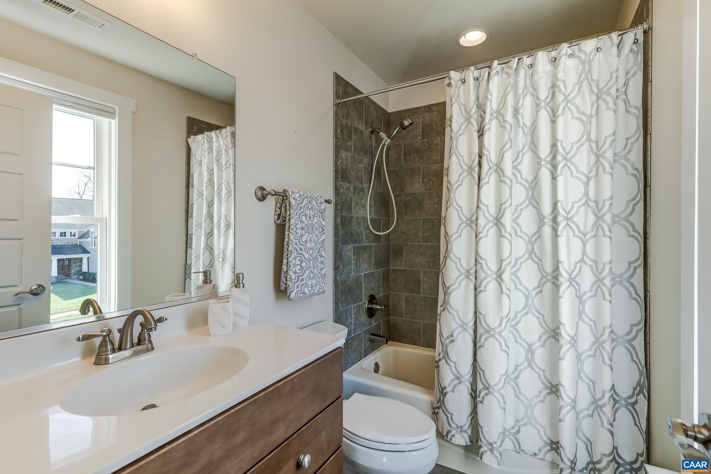 7659 BIRCHWOOD HILL RD