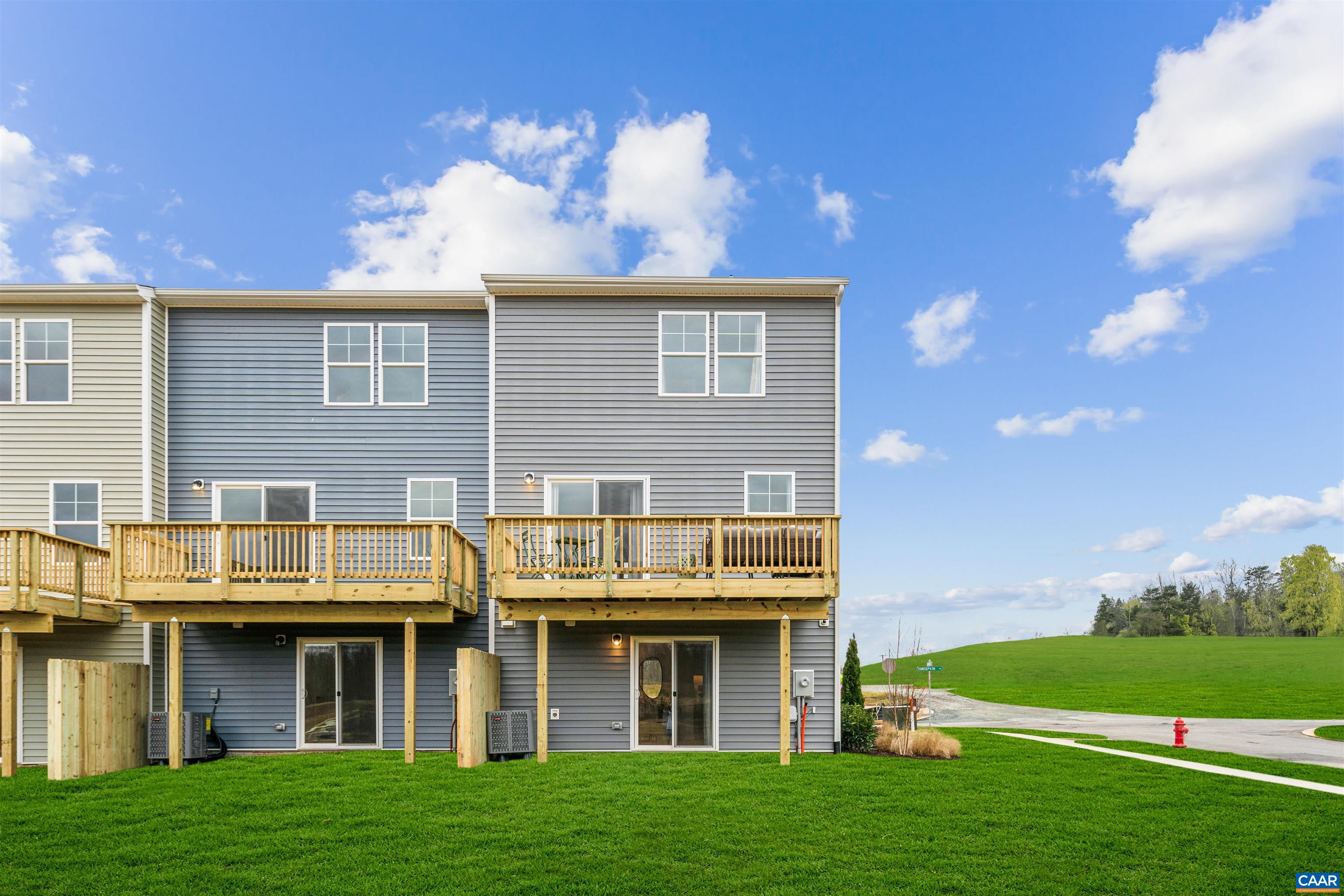 77 LAURIN ST Unit: 38