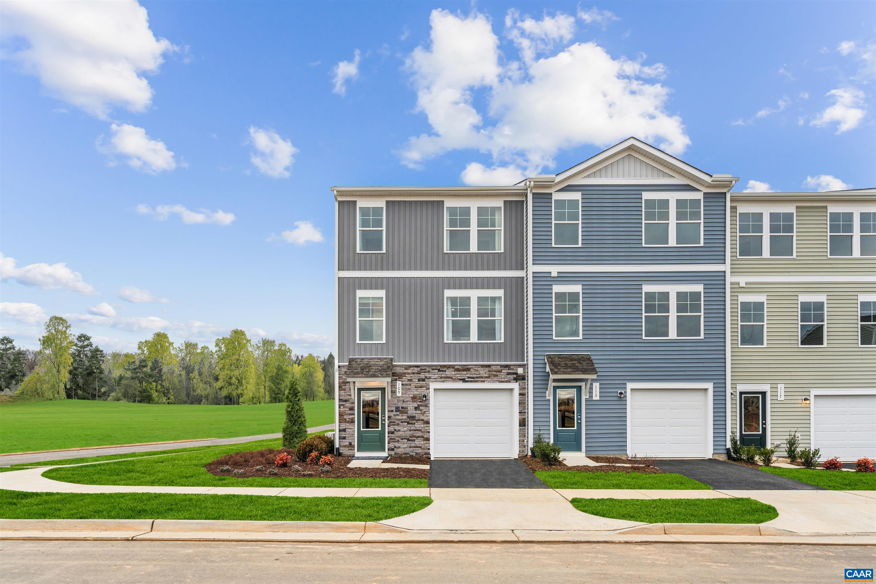 77 LAURIN ST Unit: 38