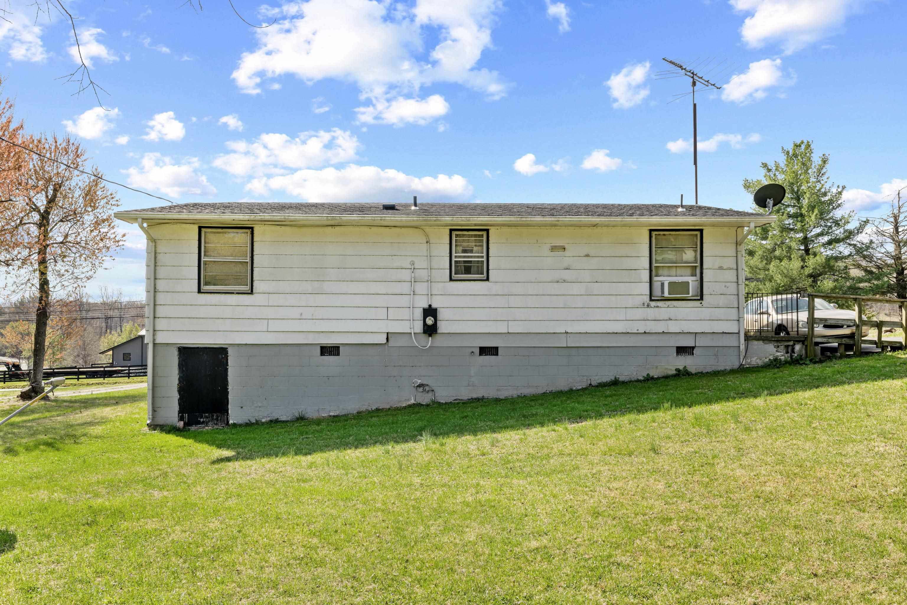 8688 BROOKSVILLE RD