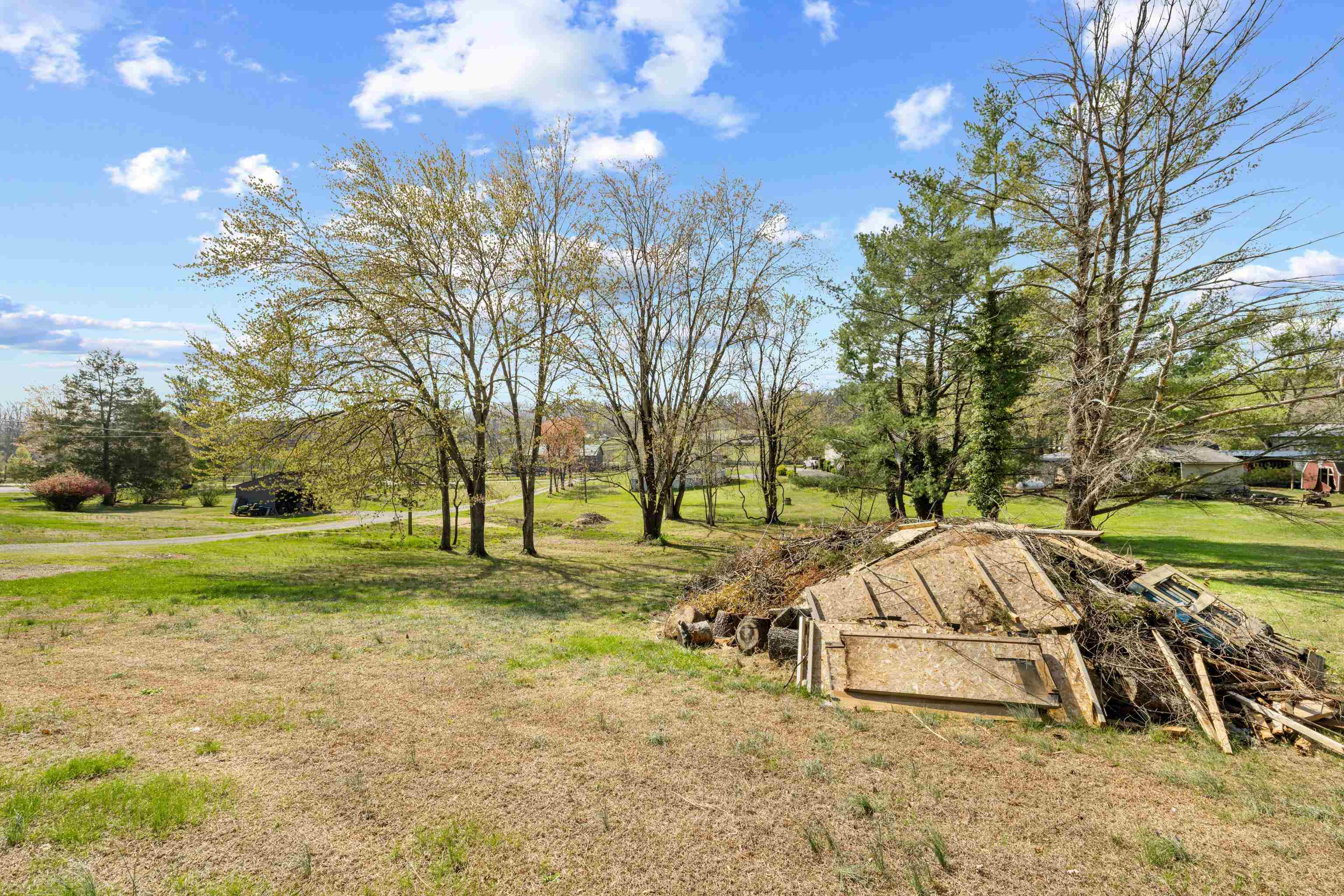 8688 BROOKSVILLE RD