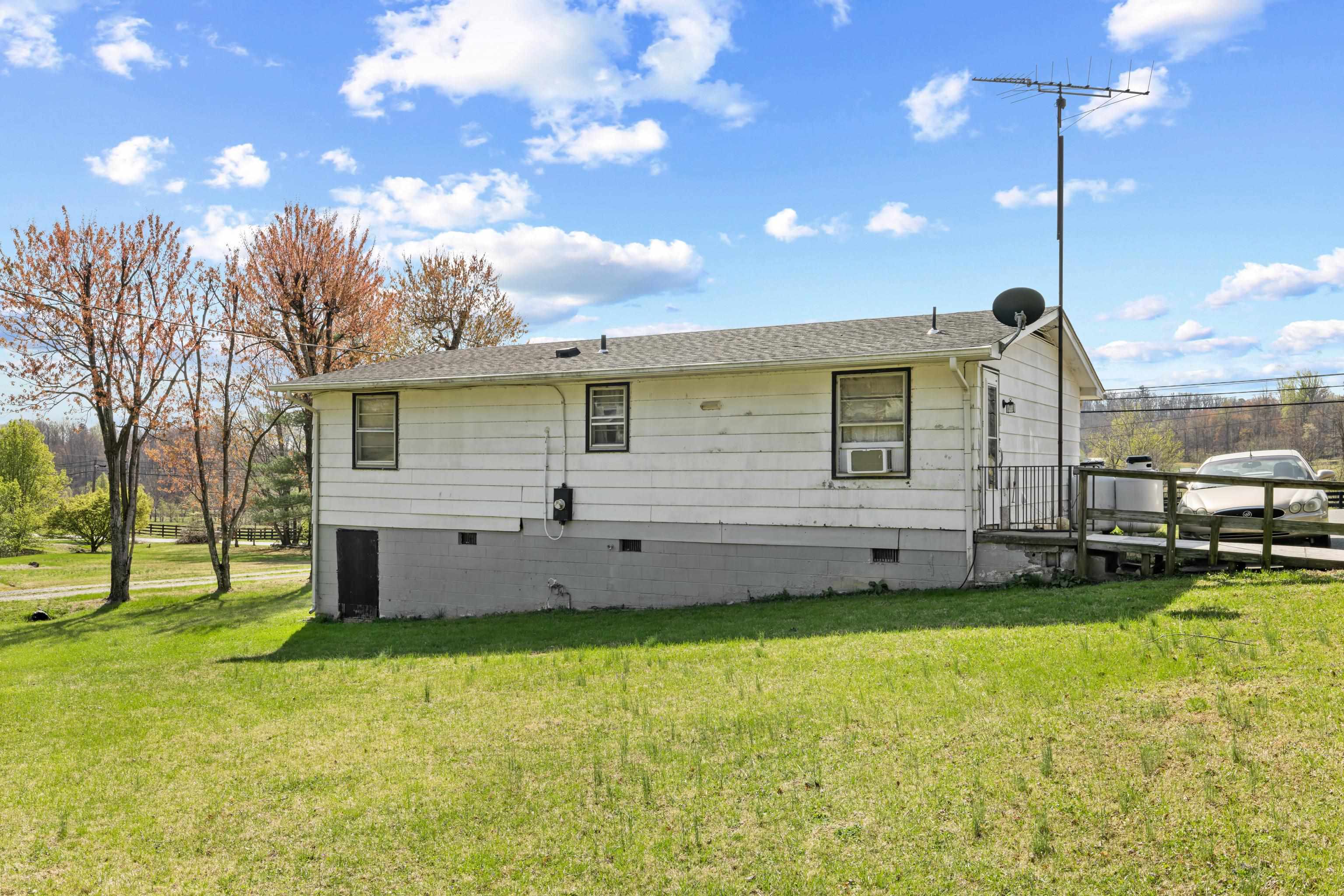 8688 BROOKSVILLE RD