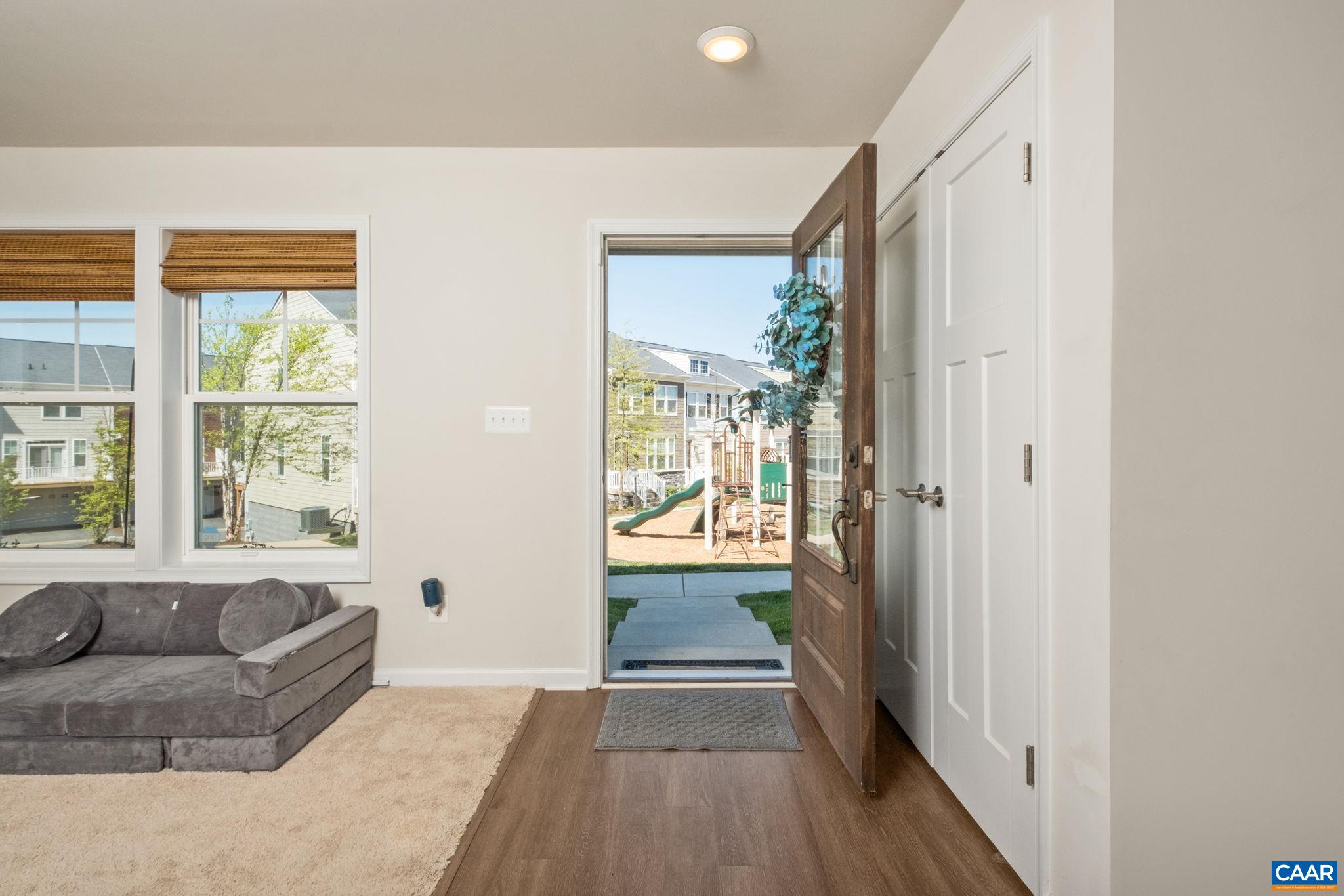 523 CADDY ALLEY