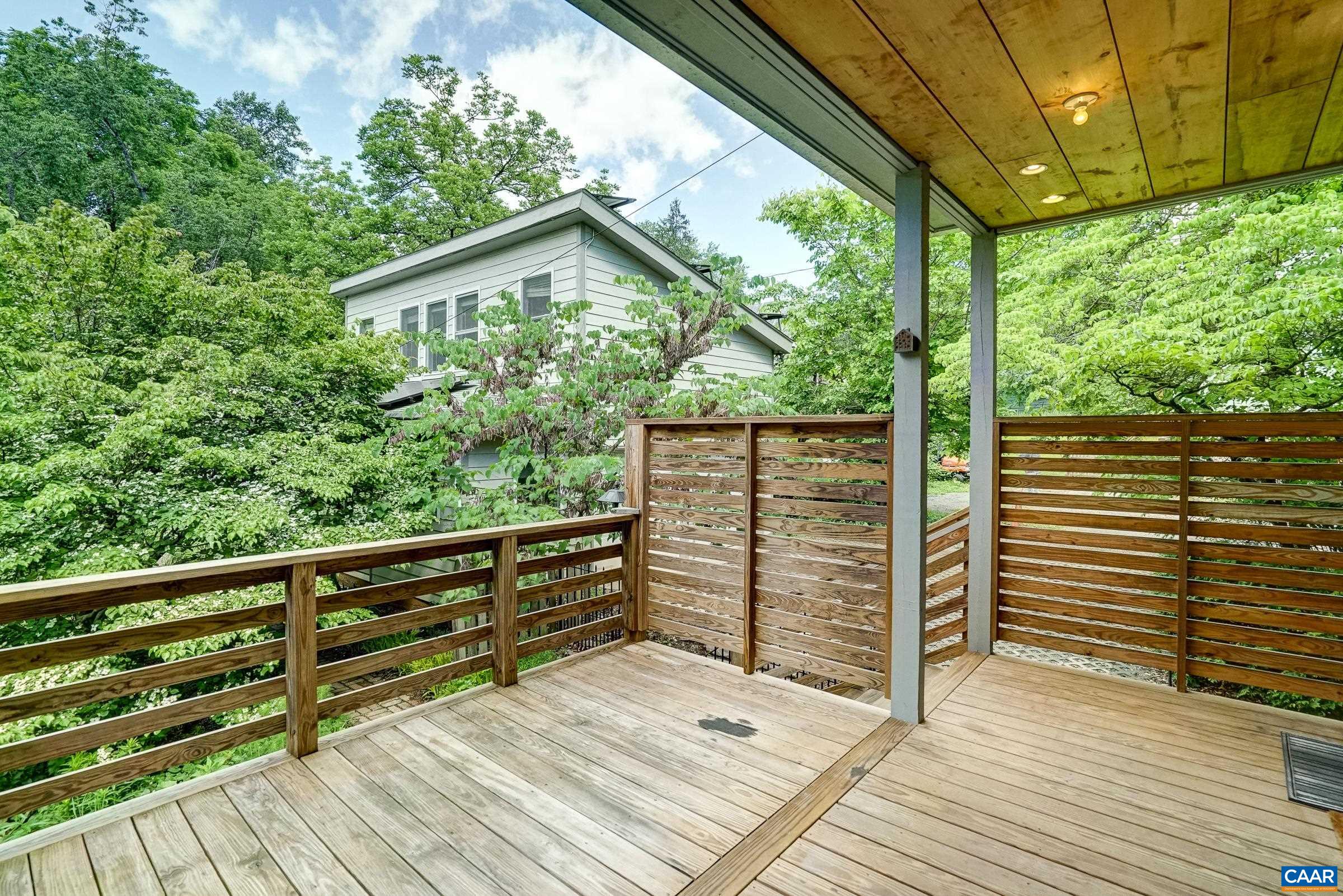 2425 JEFFERSON PARK AVE