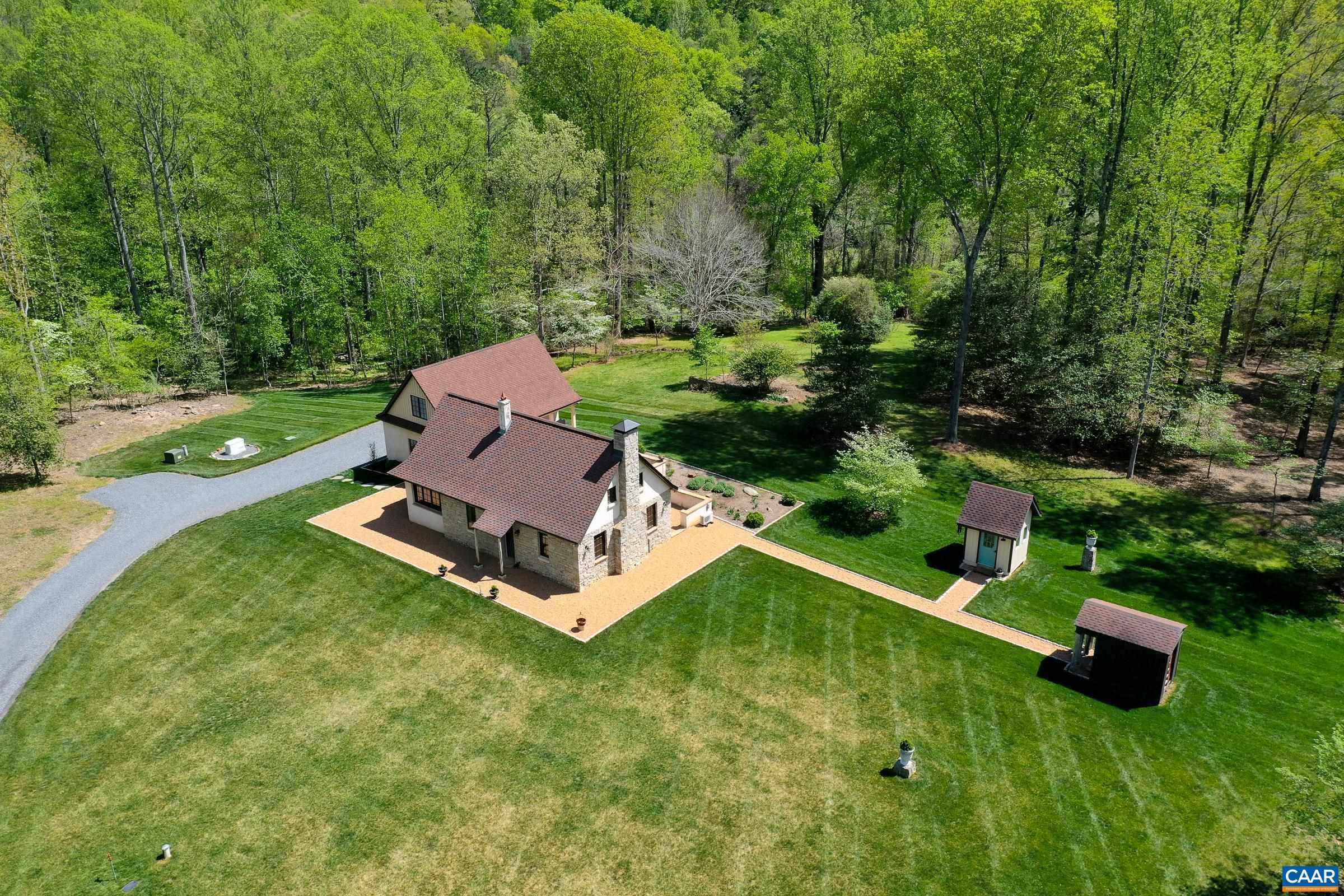 1852 THOMFORDSON LN