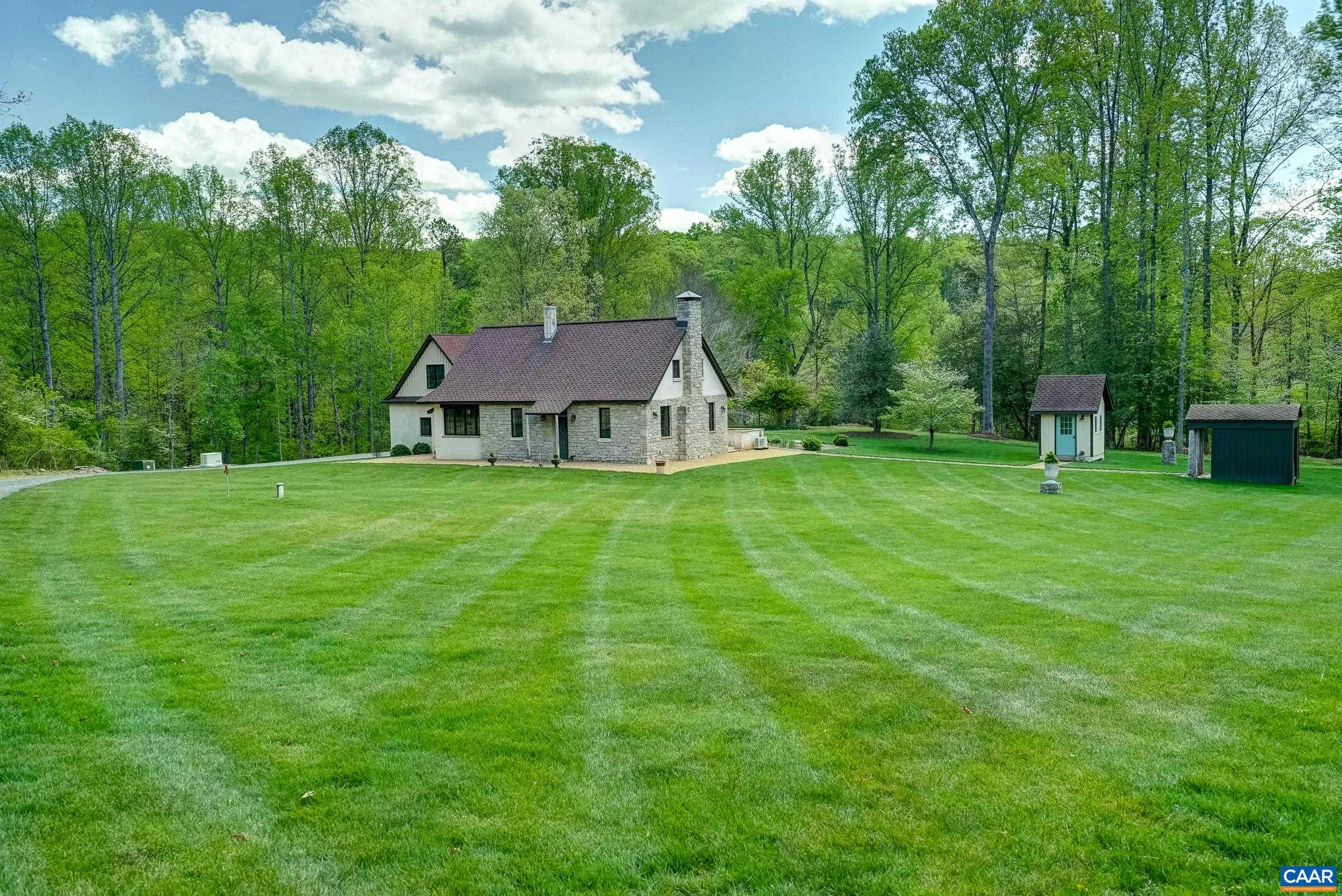 1852 THOMFORDSON LN