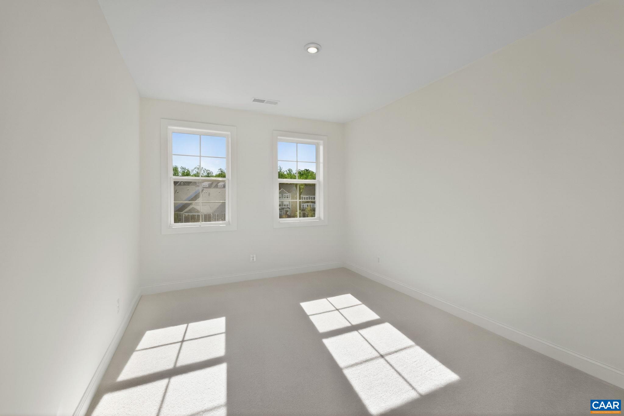 1151 SABLEWOOD DR