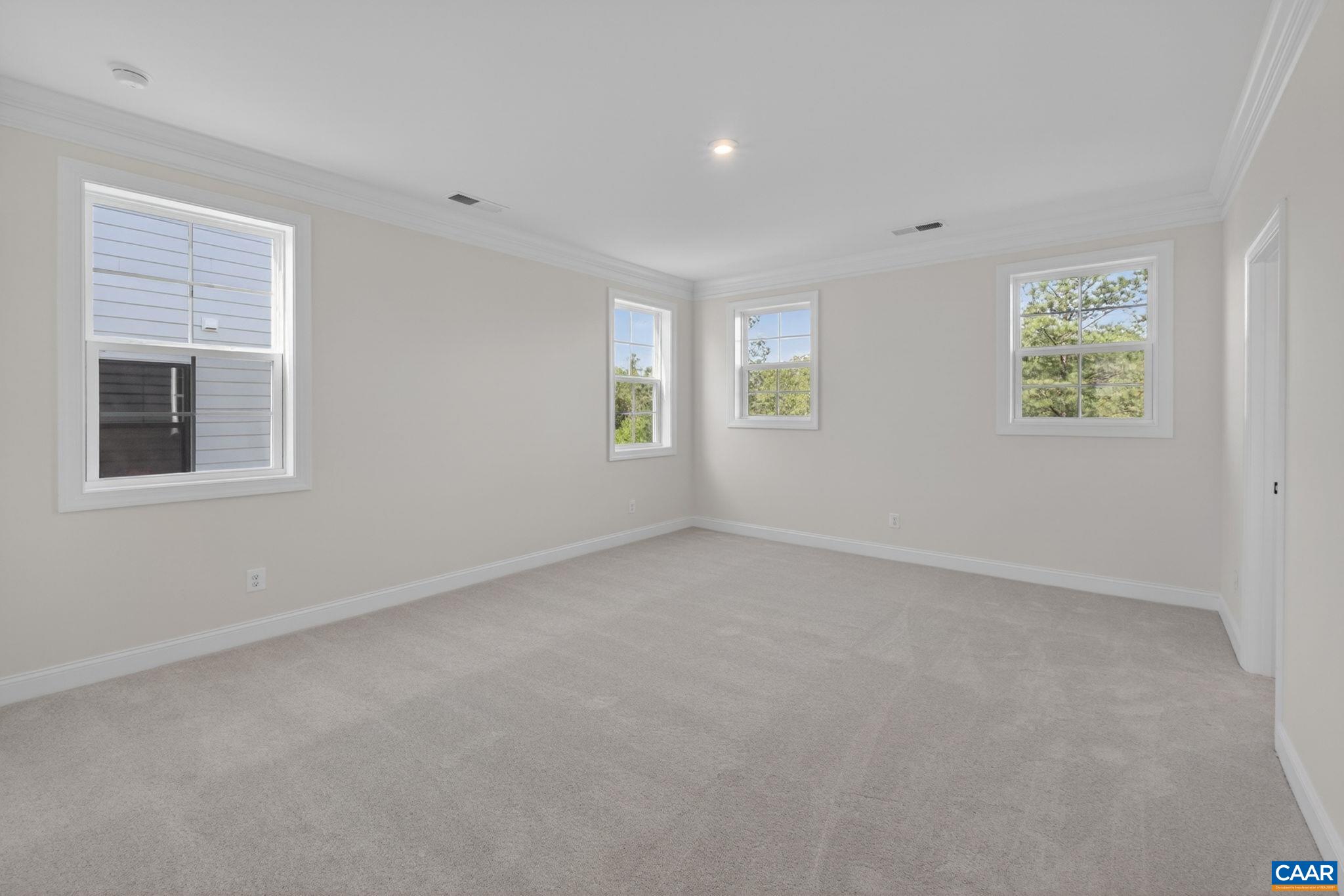 1151 SABLEWOOD DR