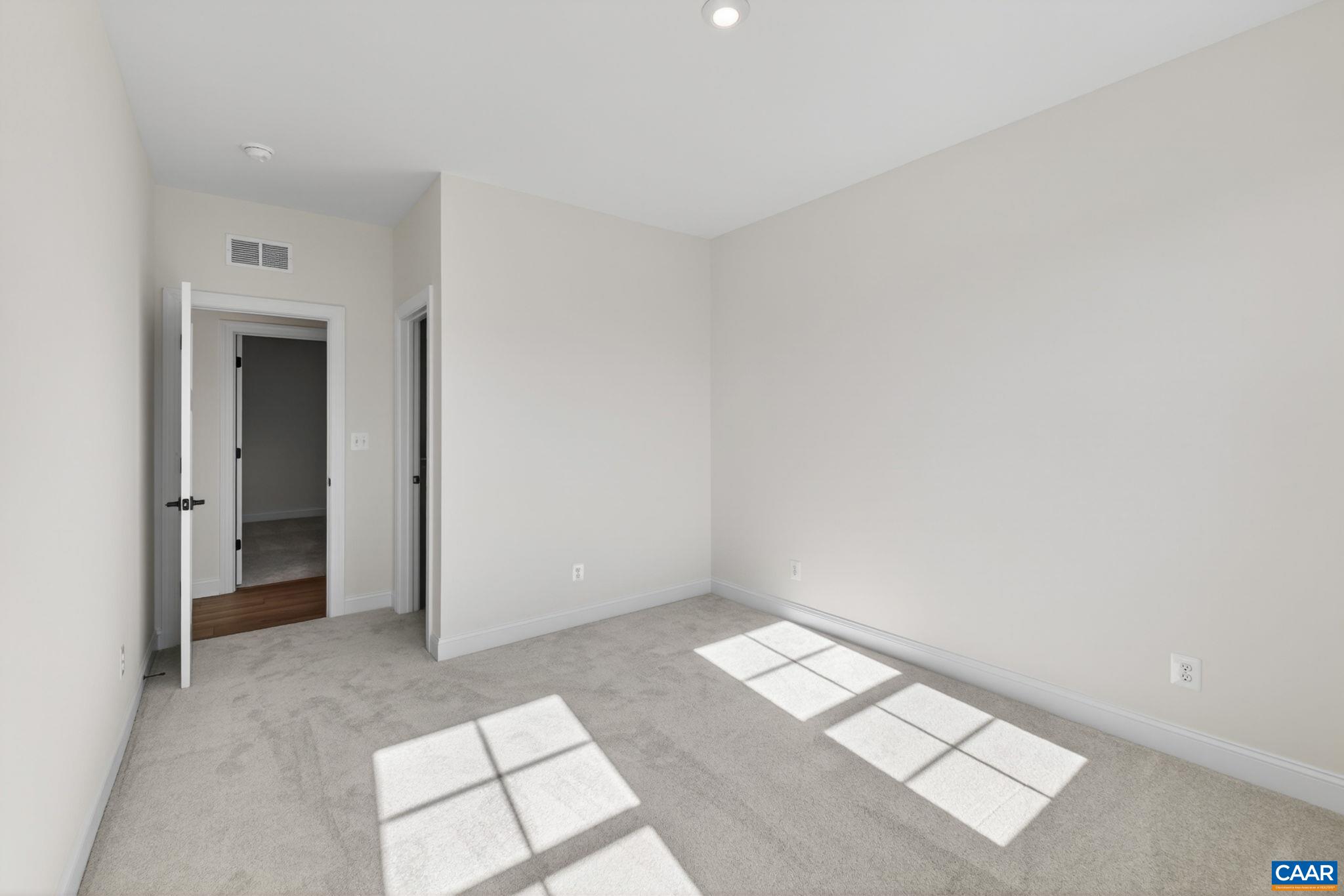 1151 SABLEWOOD DR
