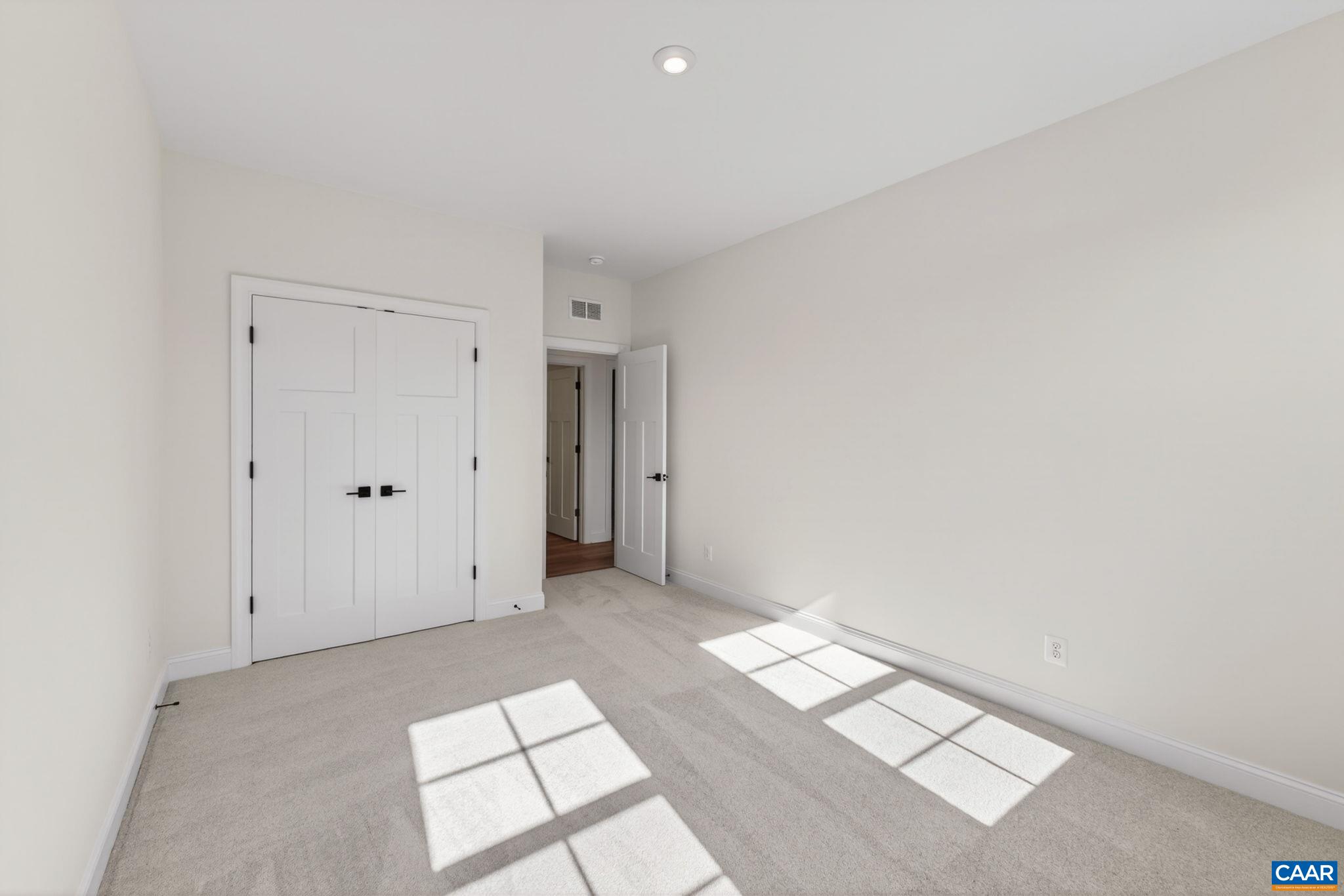 1151 SABLEWOOD DR