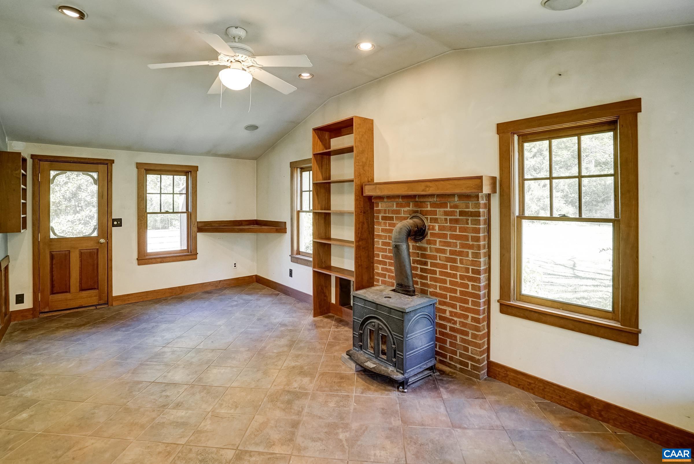 1421 ARRINGTON RD